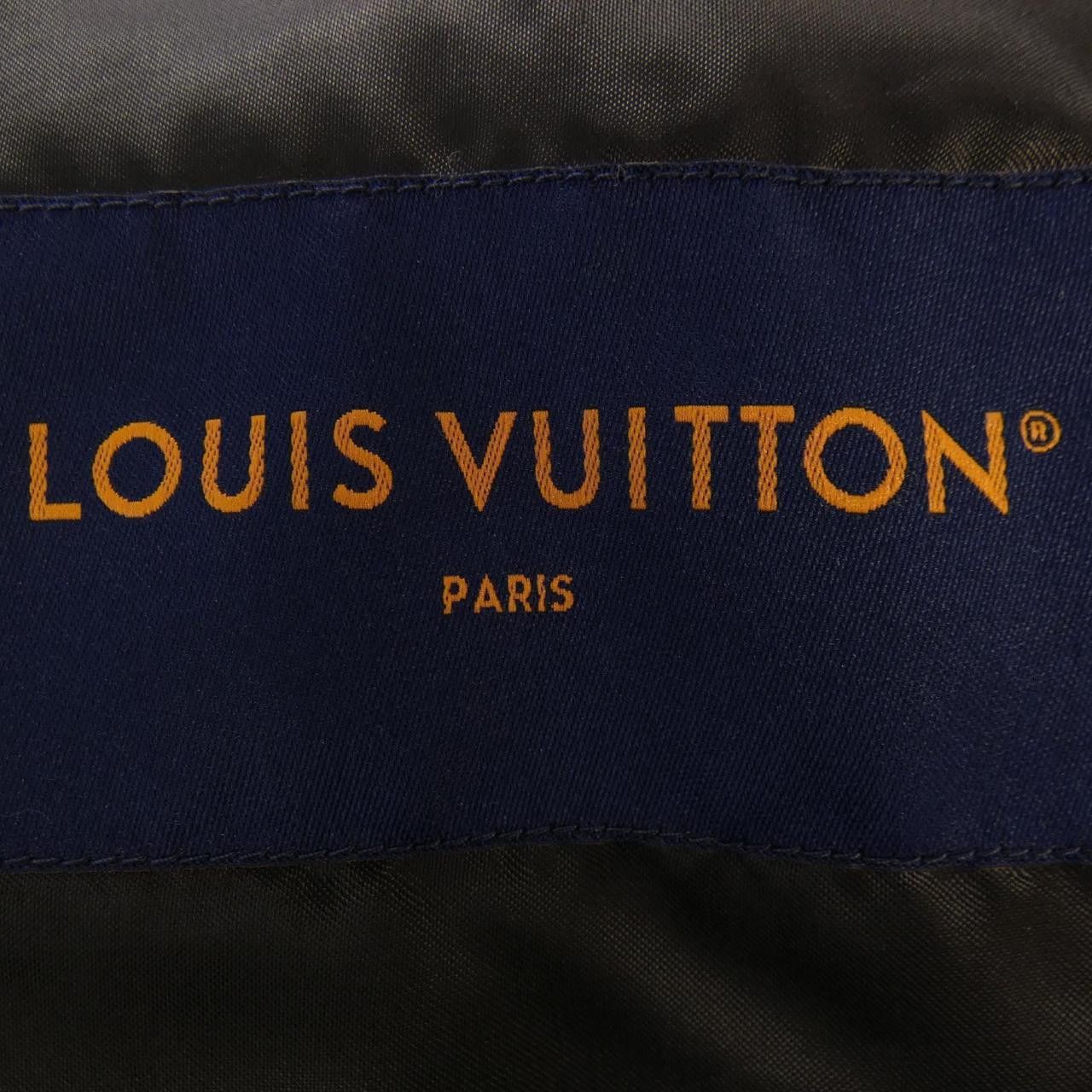 Louis Vuitton Louis Vuitton Louis Vuitton Monogram Lamb Down Jacket Leather Outerwear HOL15ETV8 DUTY FREE for USA Size ONE SIZE - 5 Thumbnail
