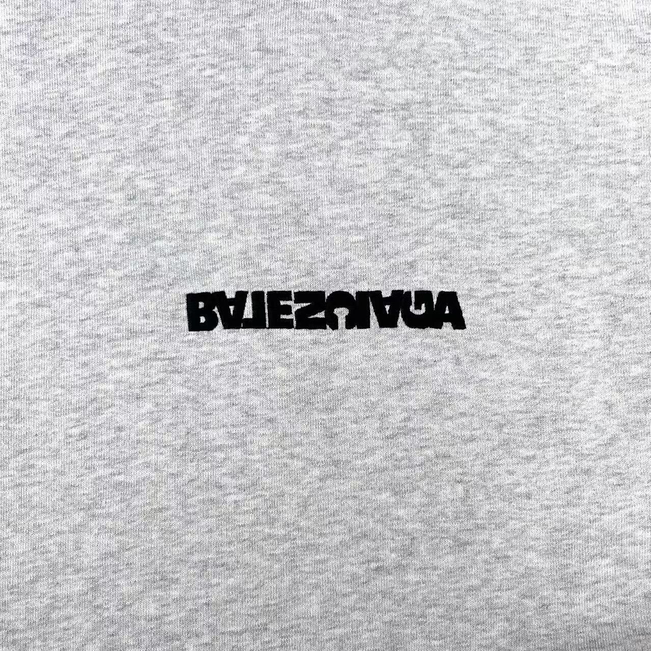 Balenciaga balenciaga gray reverse logo hoodie Size US M / EU 48-50 / 2 - 4 Thumbnail