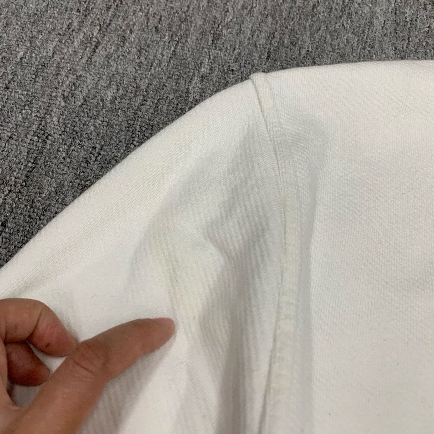 Maison Margiela maison margiela white embroidered logo sweatshirt Size US L / EU 52-54 / 3 - 9 Thumbnail