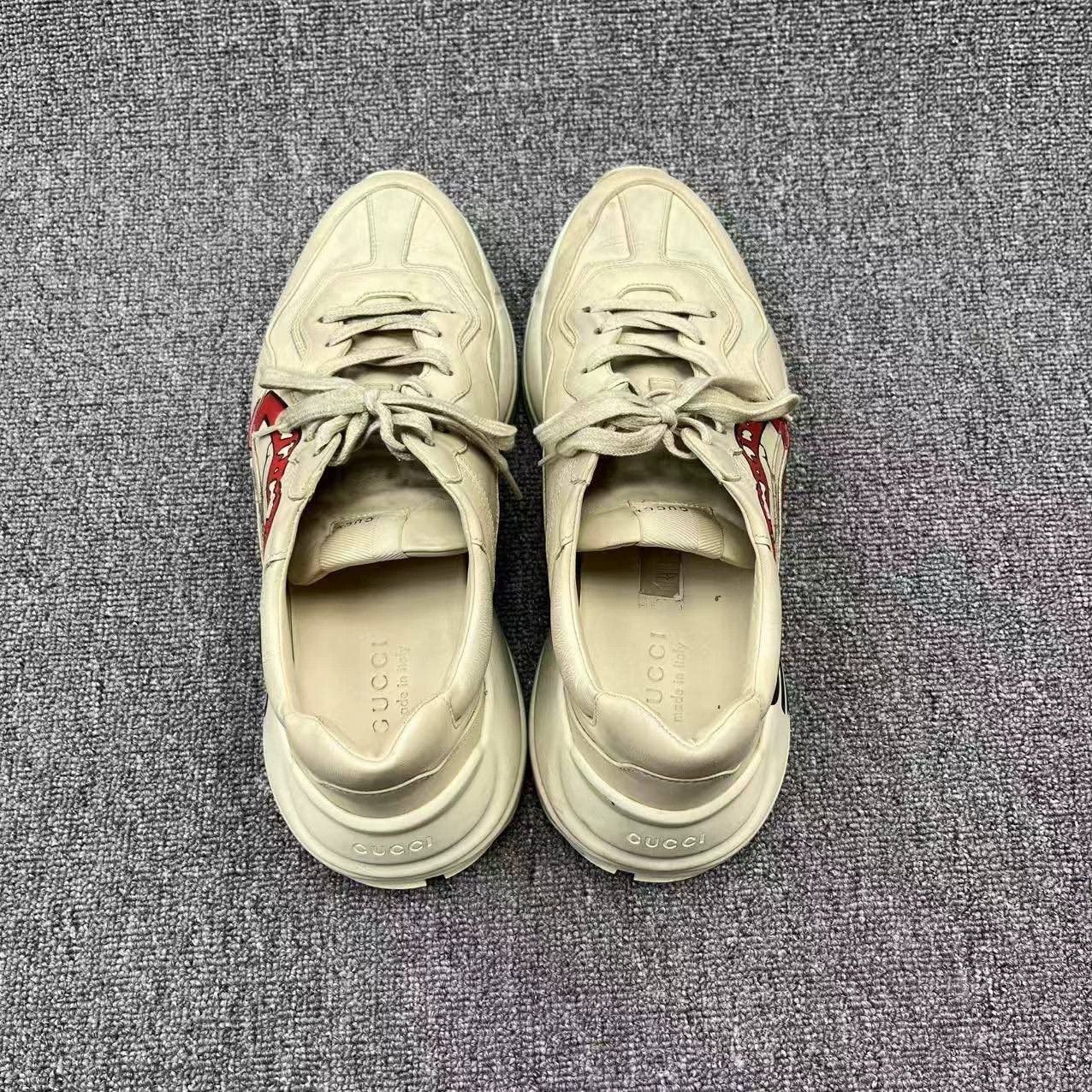 Gucci ivory white gucci rhyton dad sneakers Size US 12 / EU 45 - 3 Thumbnail
