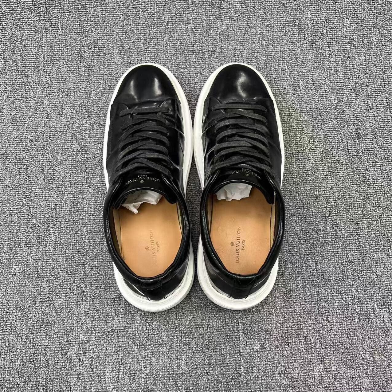 Louis Vuitton louis vuitton beverly hills black sneakers Size US 9 / EU 42 - 3 Thumbnail
