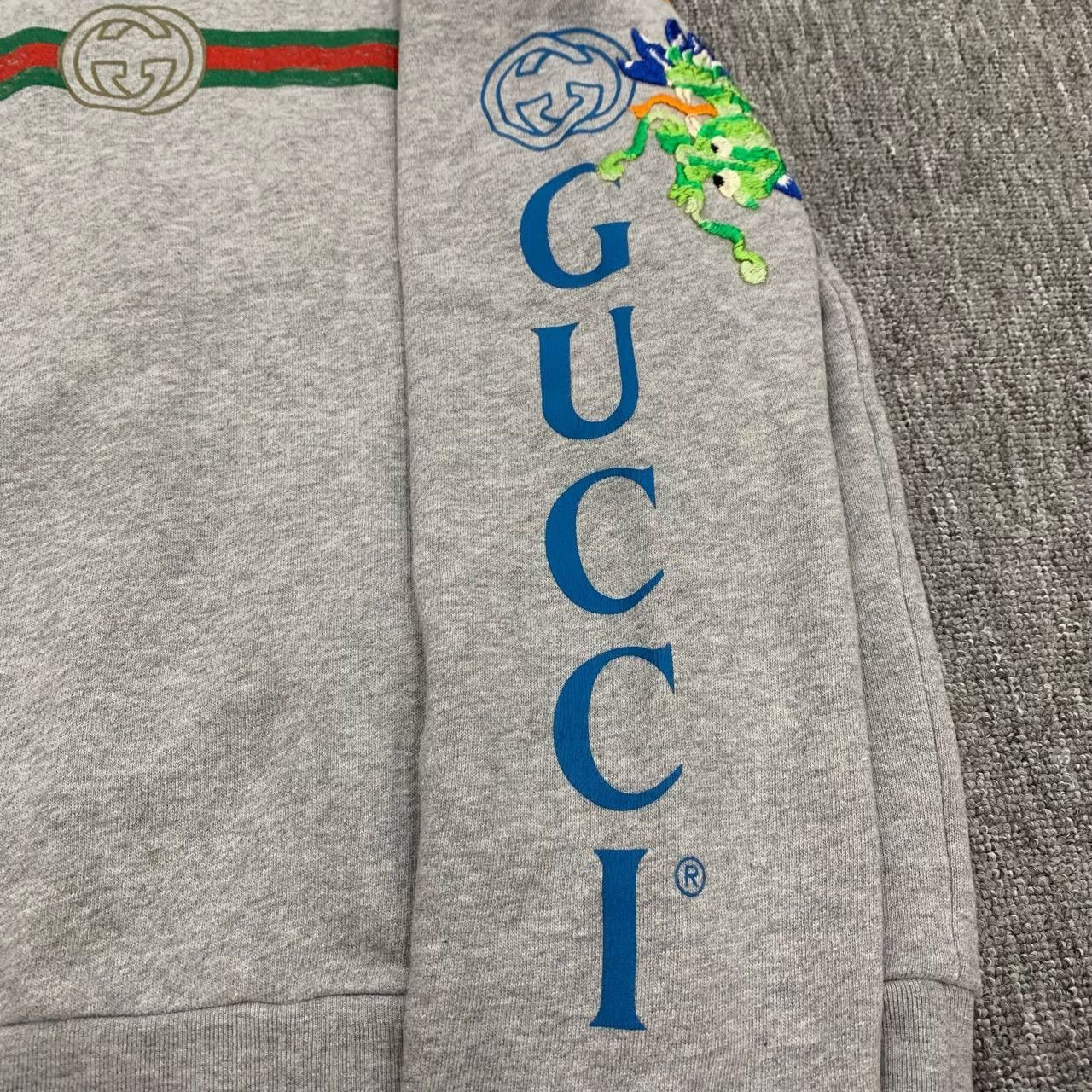 Gucci gucci gray logo hoodie size m Size US M / EU 48-50 / 2 - 9 Thumbnail