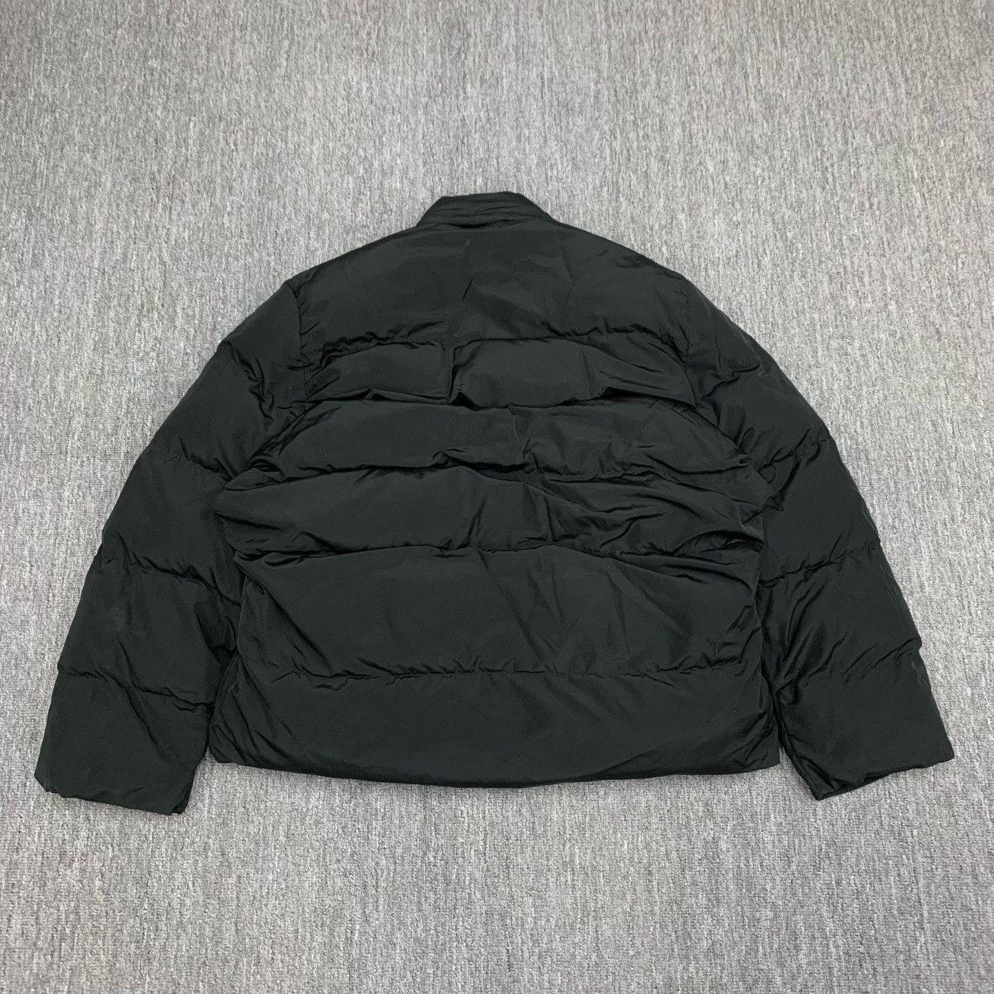 Balenciaga black short puffer jacket with buckle Size S / US 4 / IT 40 - 2 Thumbnail