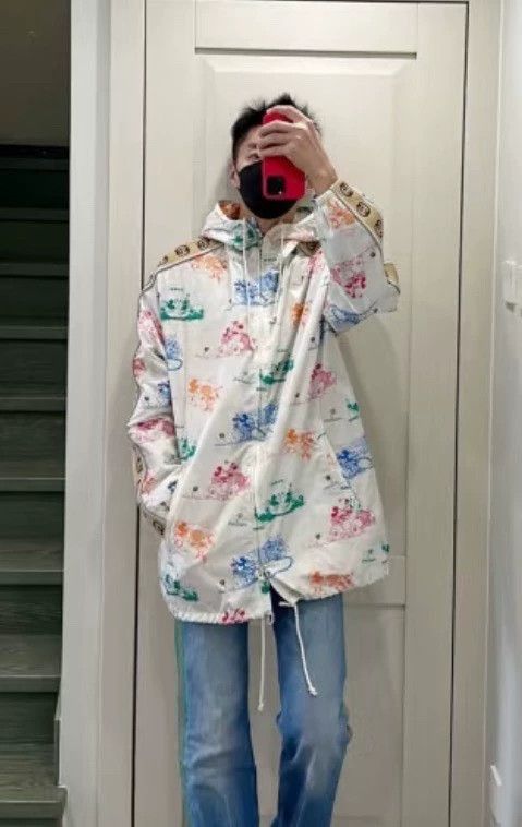 Gucci gucci x disney reflective logo jacket Size US L / EU 52-54 / 3 - 5 Thumbnail