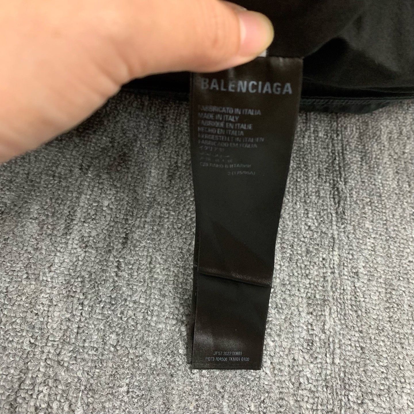 Balenciaga black logo padded coat by Balenciaga Size US M / EU 48-50 / 2 - 7 Thumbnail