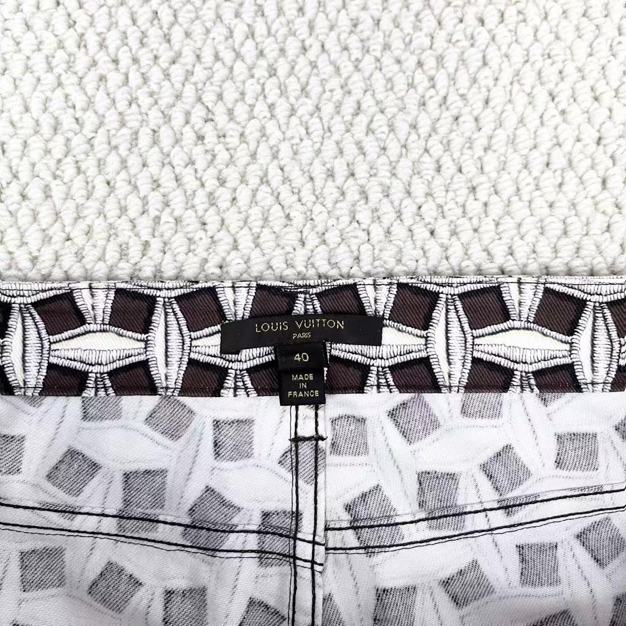 louis vuitton embroidered logo pants size 40