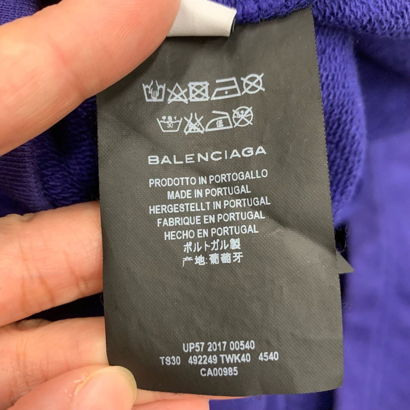 Balenciaga balenciaga purple hoodie sweatshirt in xs Size US XS / EU 42 / 0 - 7 Thumbnail