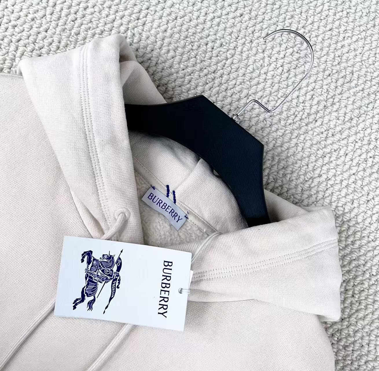 Burberry burberry beige logo hoodie for men and women Size US L / EU 52-54 / 3 - 3 Thumbnail