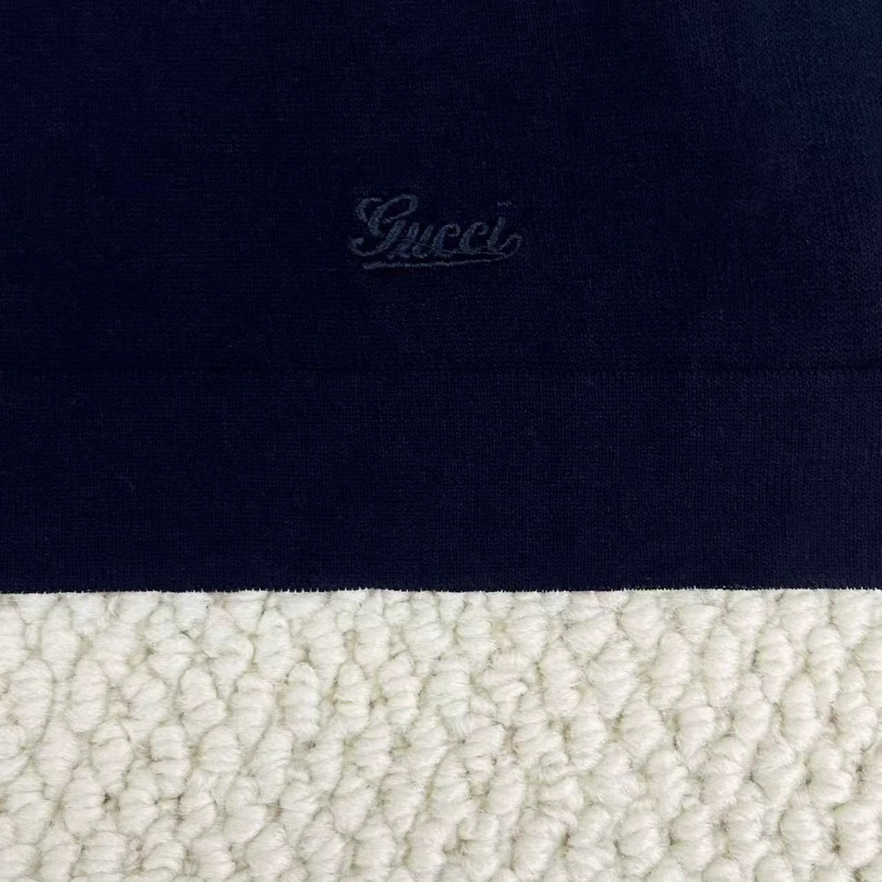 Gucci gucci navy long sleeve knit sweater with logo Size US M / EU 48-50 / 2 - 4 Thumbnail