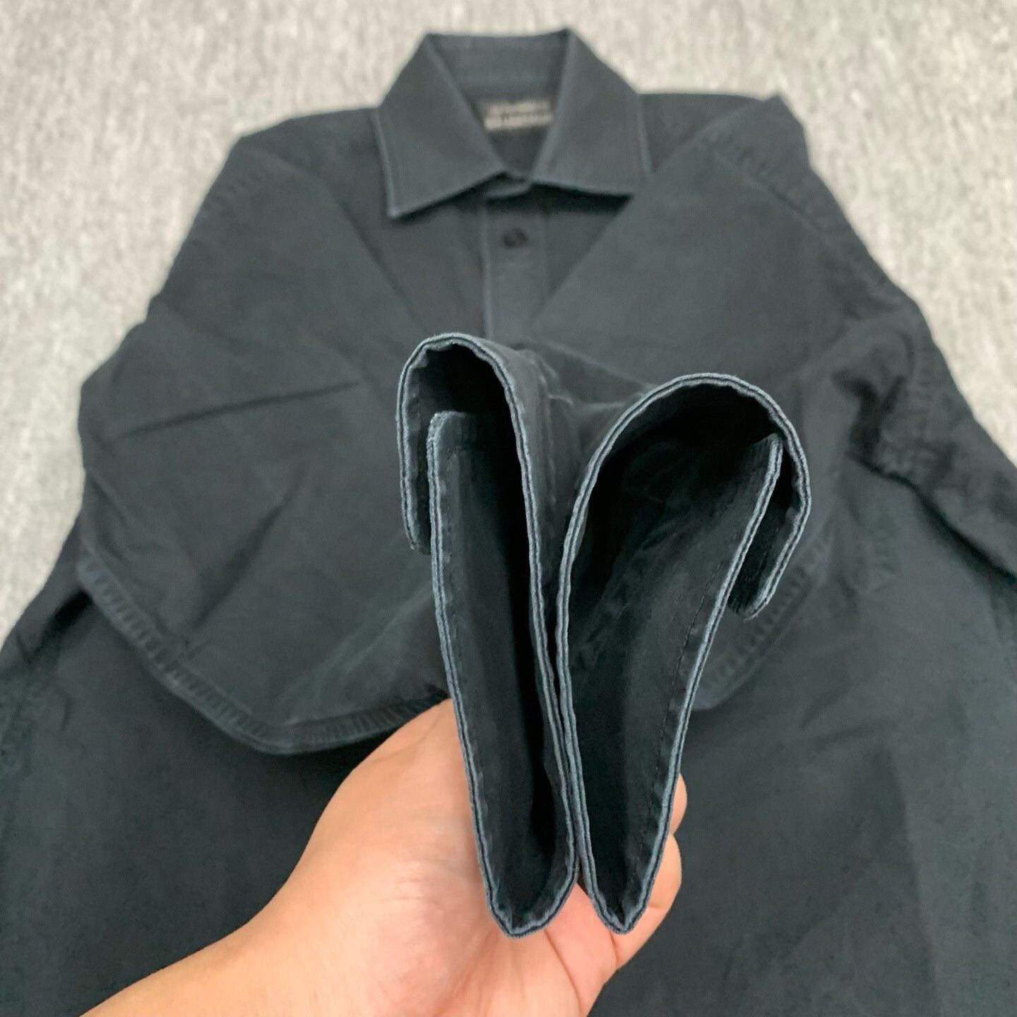 Balenciaga Balenciaga Black Distressed Shirt Jacket Size 36 Size US S / EU 44-46 / 1 - 9 Thumbnail