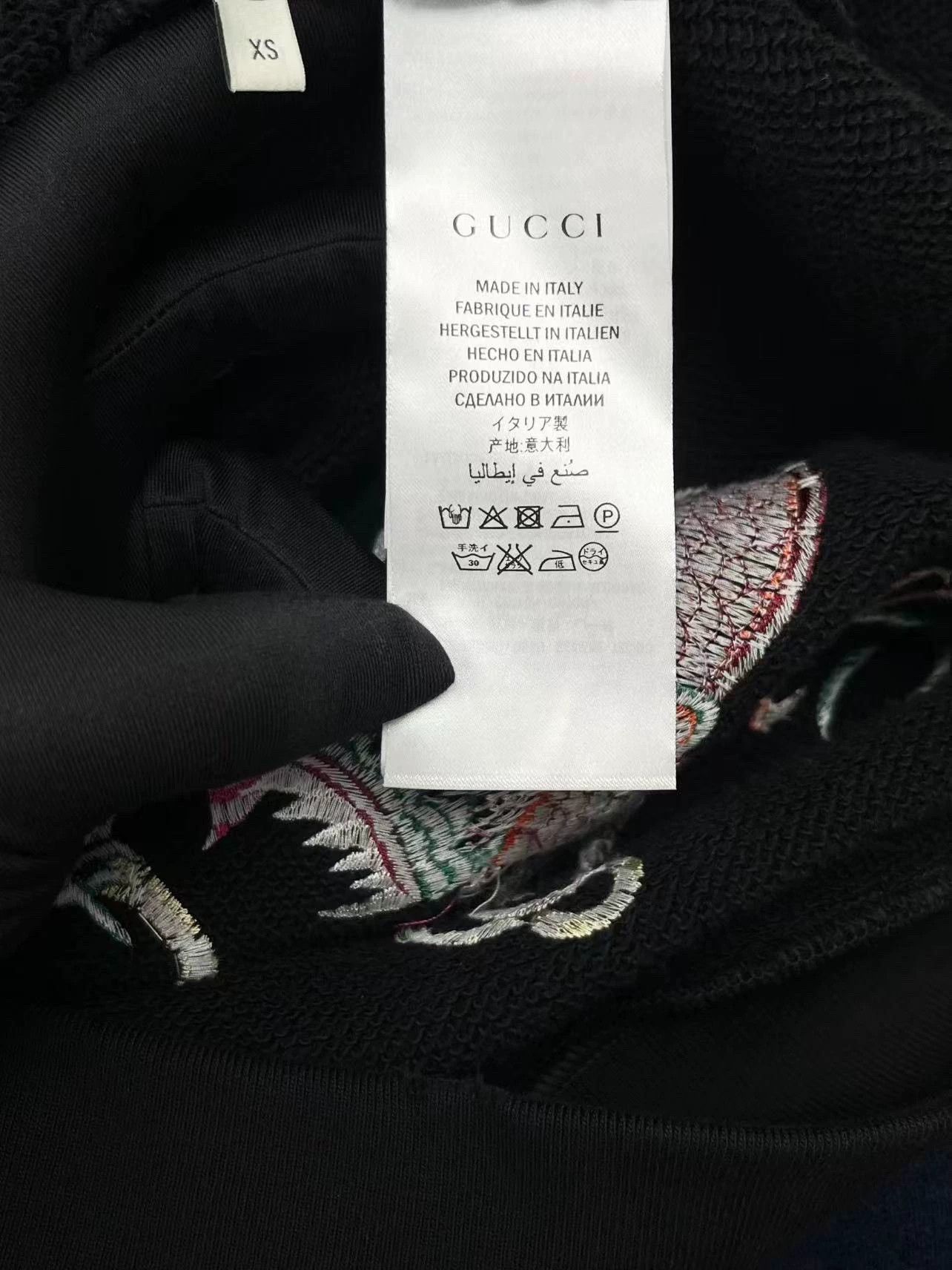 Gucci gucci black dragon embroidered zip hoodie Size US XS / EU 42 / 0 - 5 Thumbnail