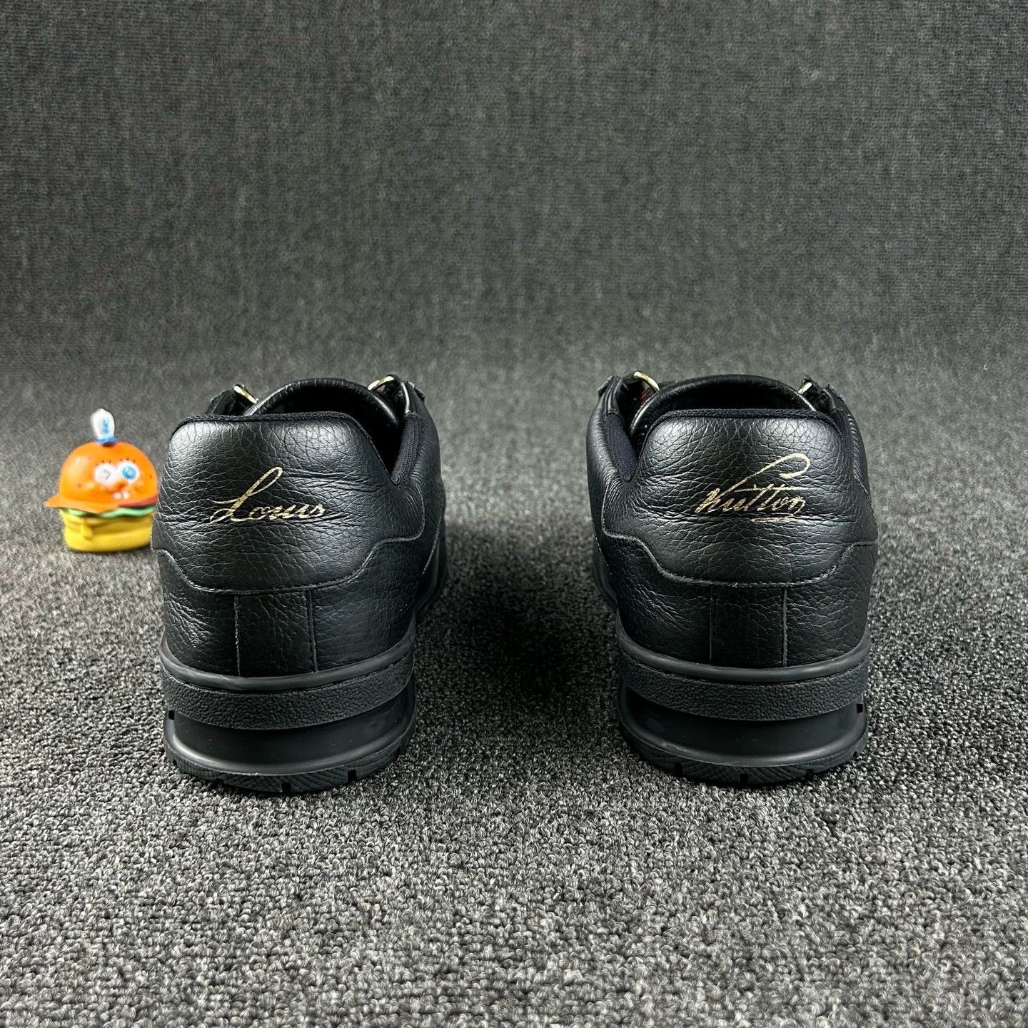 Louis Vuitton Louis Vuitton Black Trainer Sneakers Size 41.5 Size US 8.5 / EU 41-42 - 5 Thumbnail