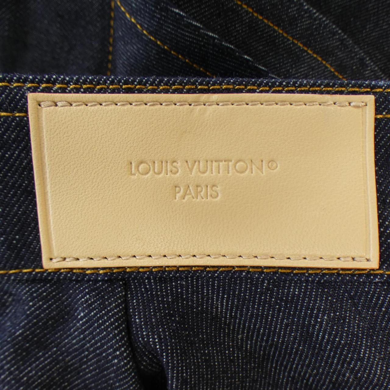 Louis Vuitton Louis Vuitton Louis Vuitton Skirt Others Skirts FSJU42EFY DUTY FREE for USA Size ONE SIZE - 7 Thumbnail