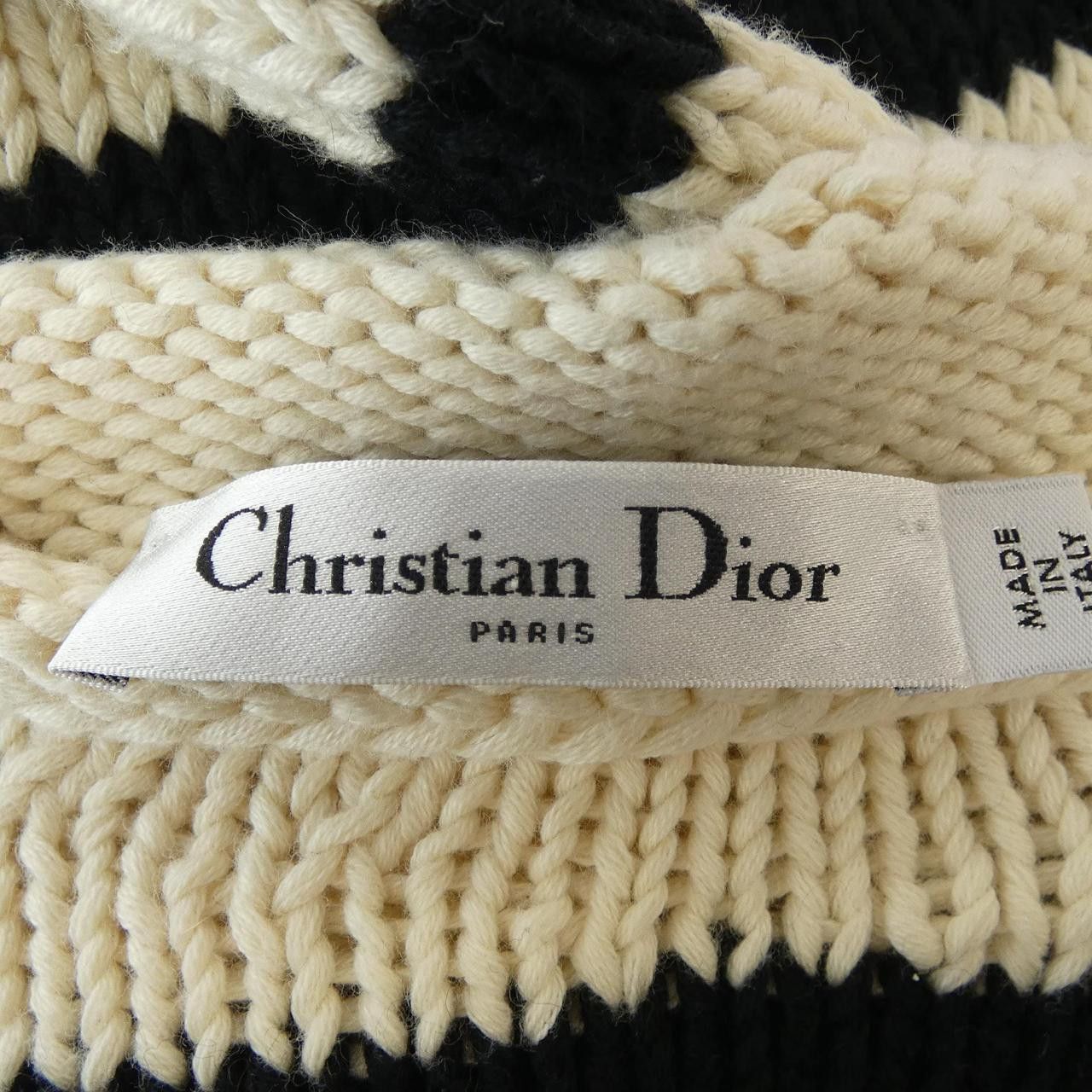 Dior Dior Christian Dior 054S22AM714 Cashmere Knit Others Tops 054S22AM714 DUTY FREE for USA Size ONE SIZE - 4 Thumbnail