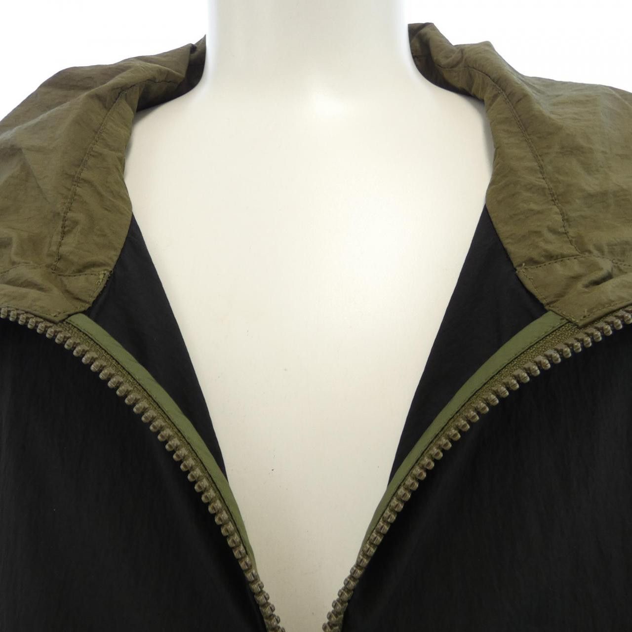 Moncler Moncler Moncler JOLY Jacket Others Outerwear JOLY DUTY FREE for USA Size ONE SIZE - 6 Thumbnail
