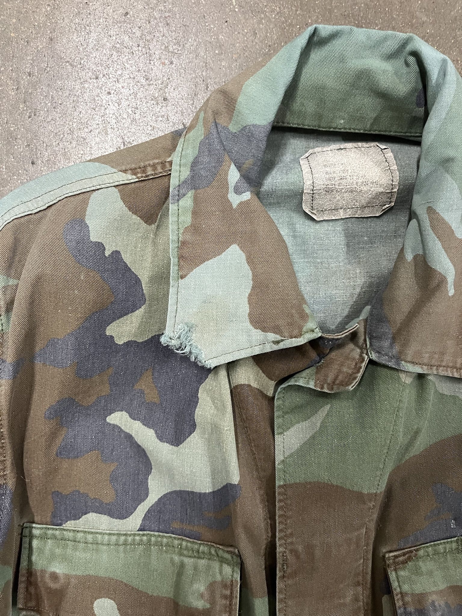 Vintage Vintage 1990s Military USMC Custom Blue Dyed BDU Camo Field Shirt Size M Size US M / EU 48-50 / 2 - 2 Thumbnail