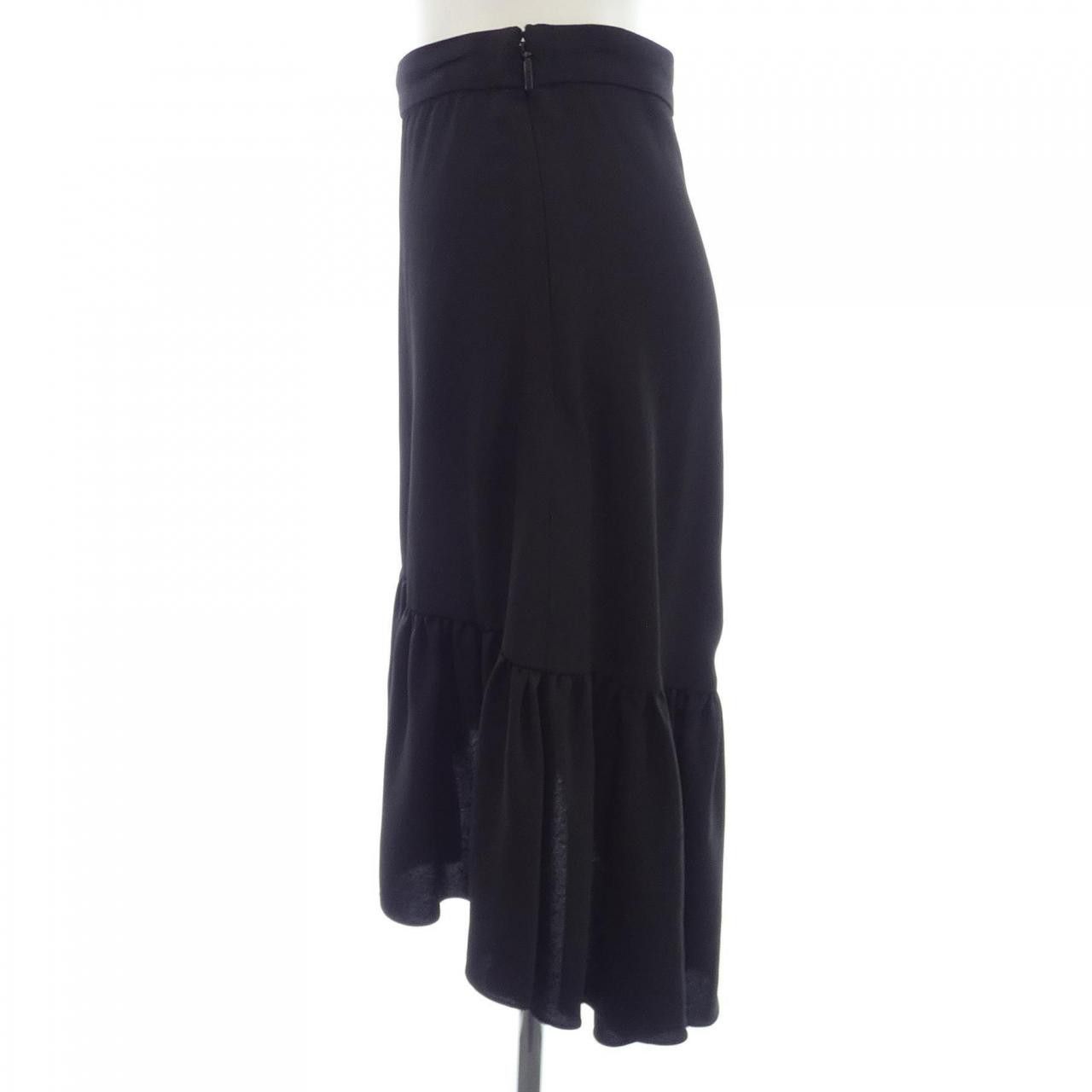 Yves Saint Laurent Yves Saint Laurent Saint Laurent Skirt Skirt Others Skirts 453796 Y125W DUTY FREE for USA Size ONE SIZE - 7 Thumbnail