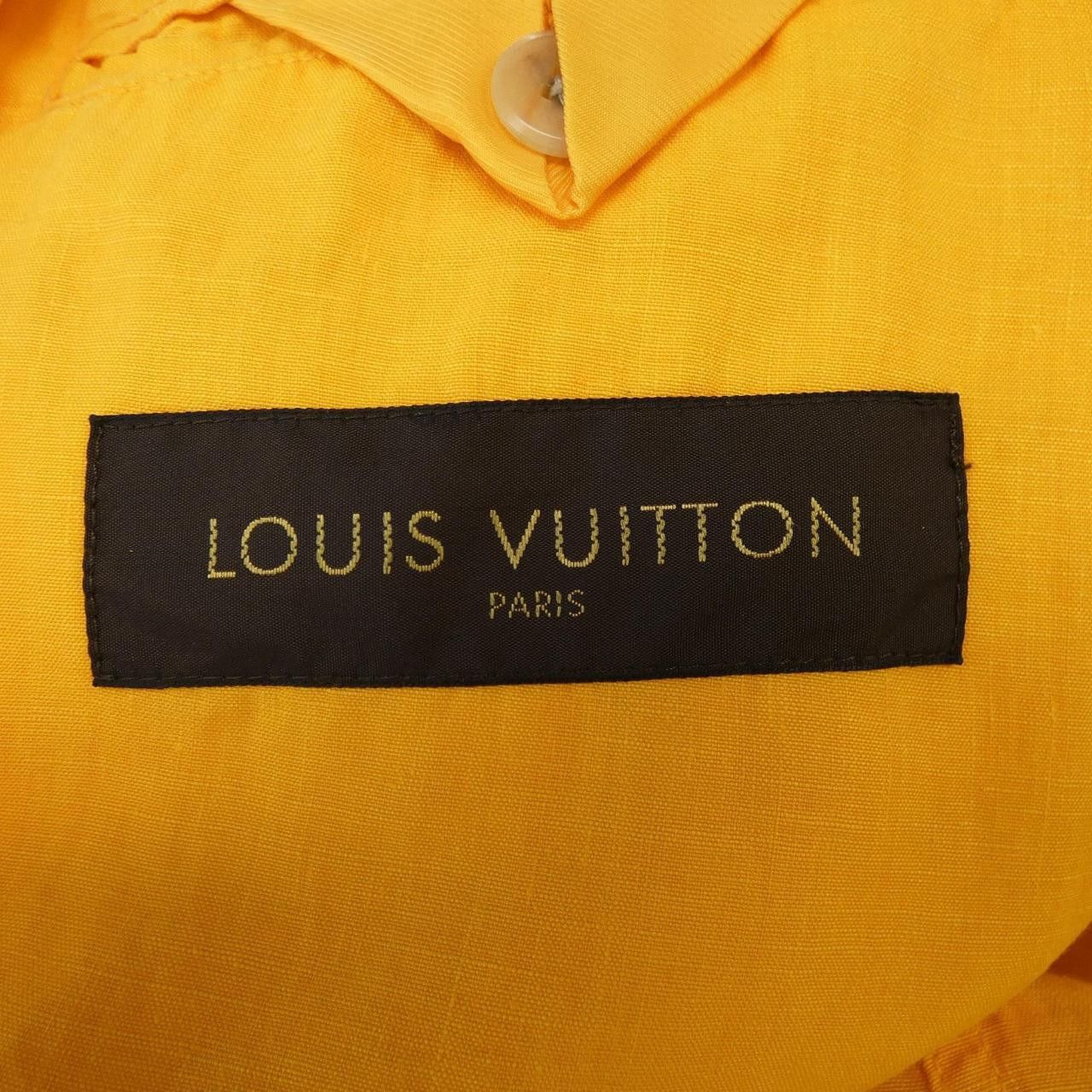 Louis Vuitton Louis Vuitton Louis Vuitton Jacket Cotton Outerwear MQJA67LBL DUTY FREE for USA Size ONE SIZE - 4 Thumbnail