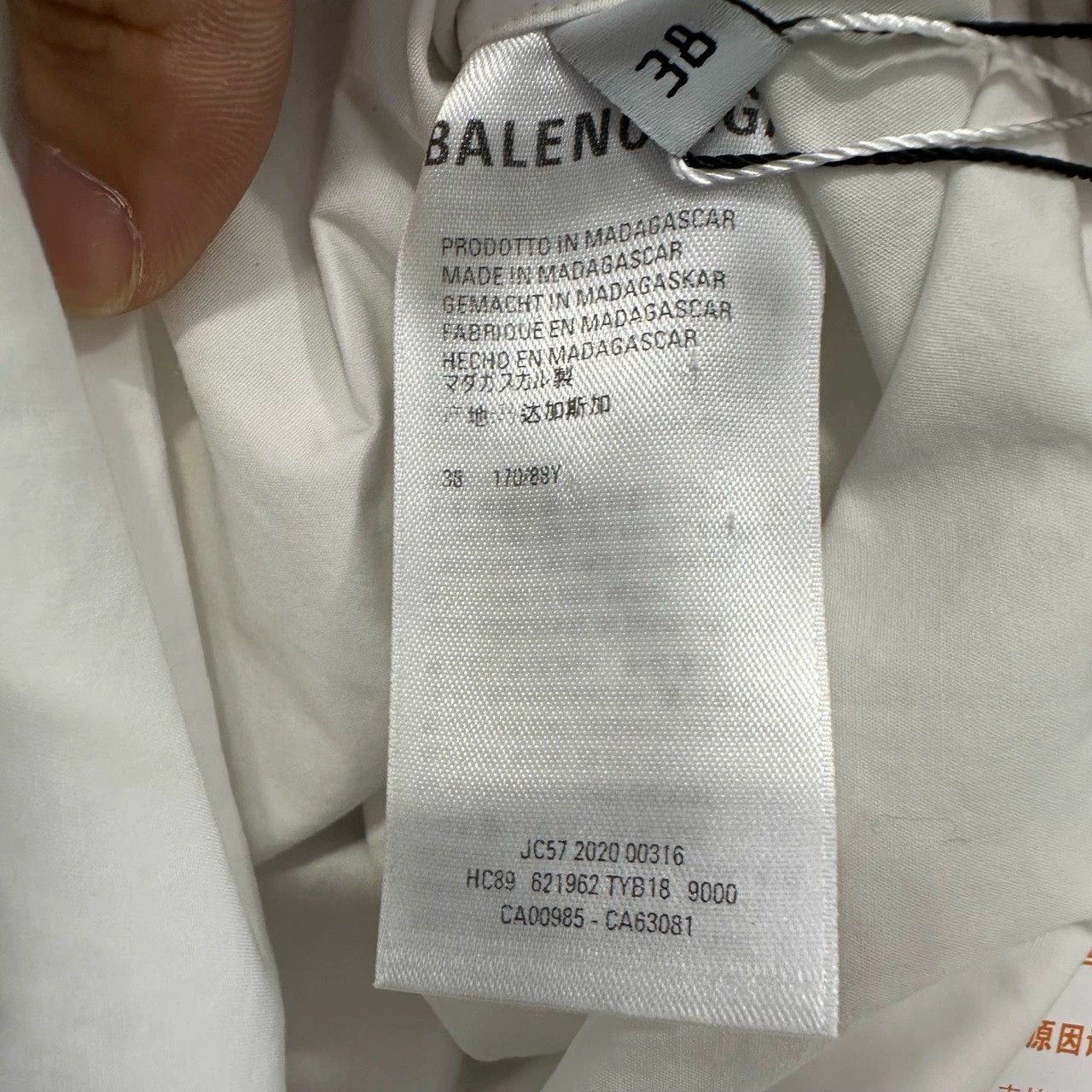 Balenciaga balenciaga embroidered long sleeve shirt size 38 Size US M / EU 48-50 / 2 - 4 Thumbnail