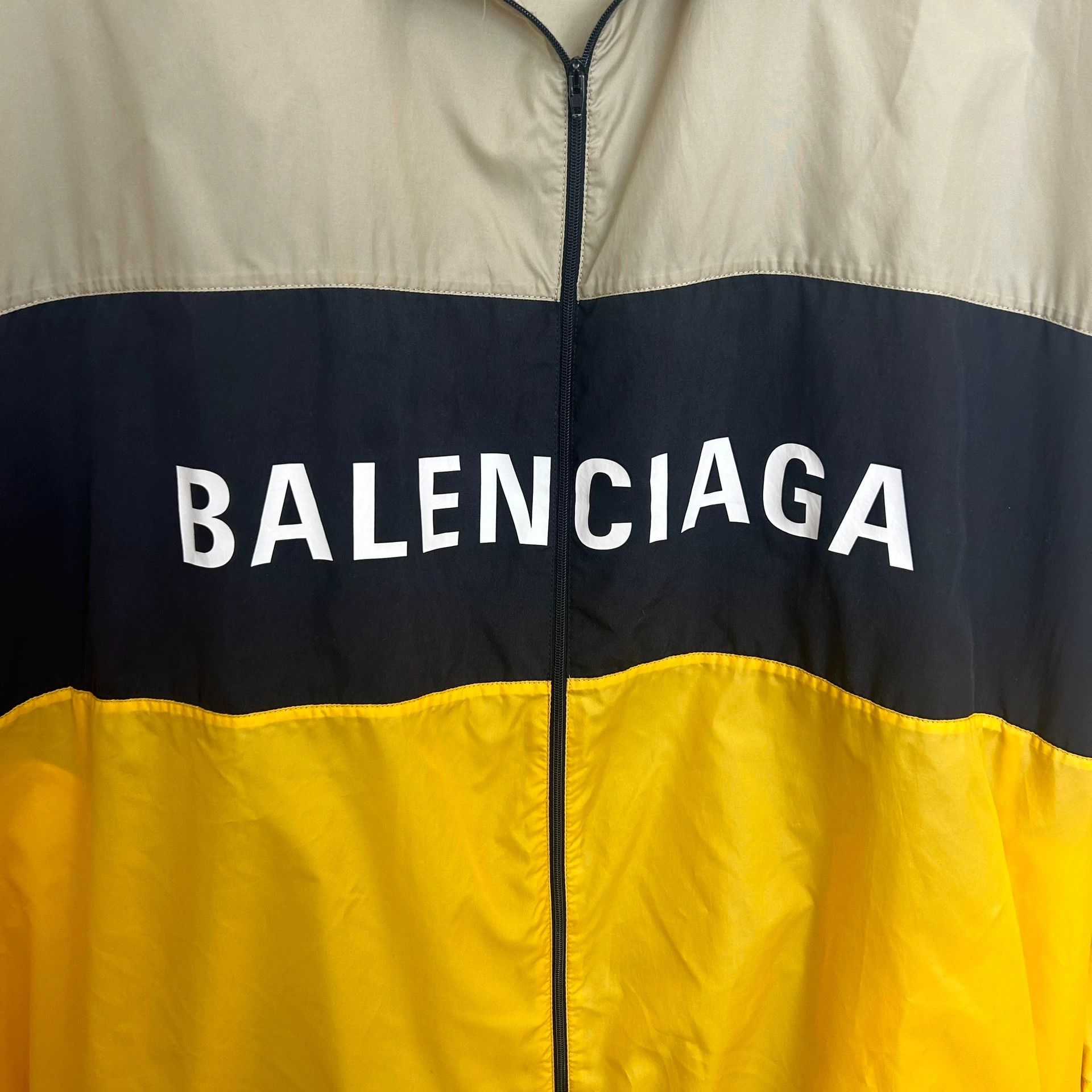 Balenciaga balenciaga black yellow logo rain jacket Size US L / EU 52-54 / 3 - 3 Thumbnail