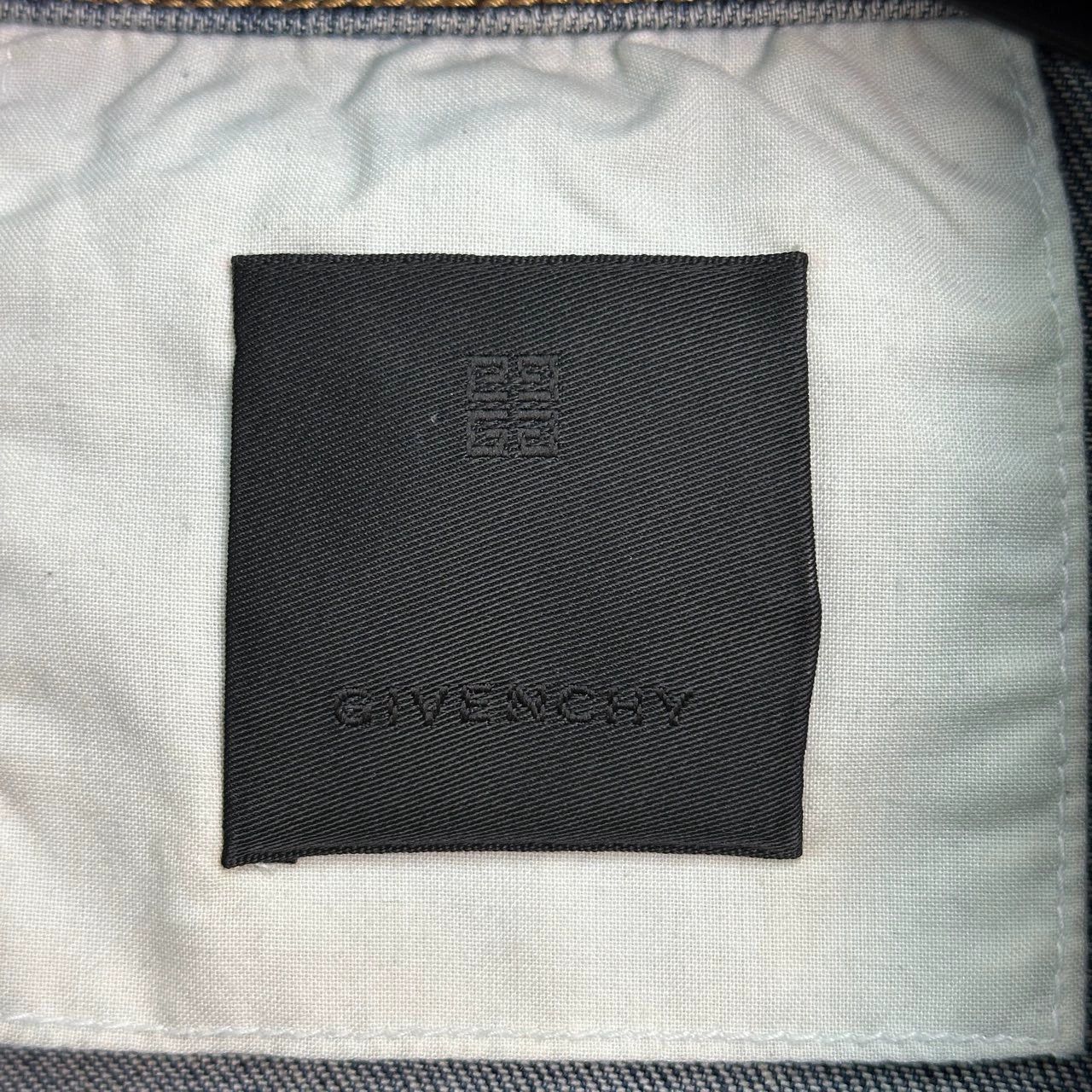 Givenchy givenchy distressed denim jacket size s Size US S / EU 44-46 / 1 - 3 Thumbnail
