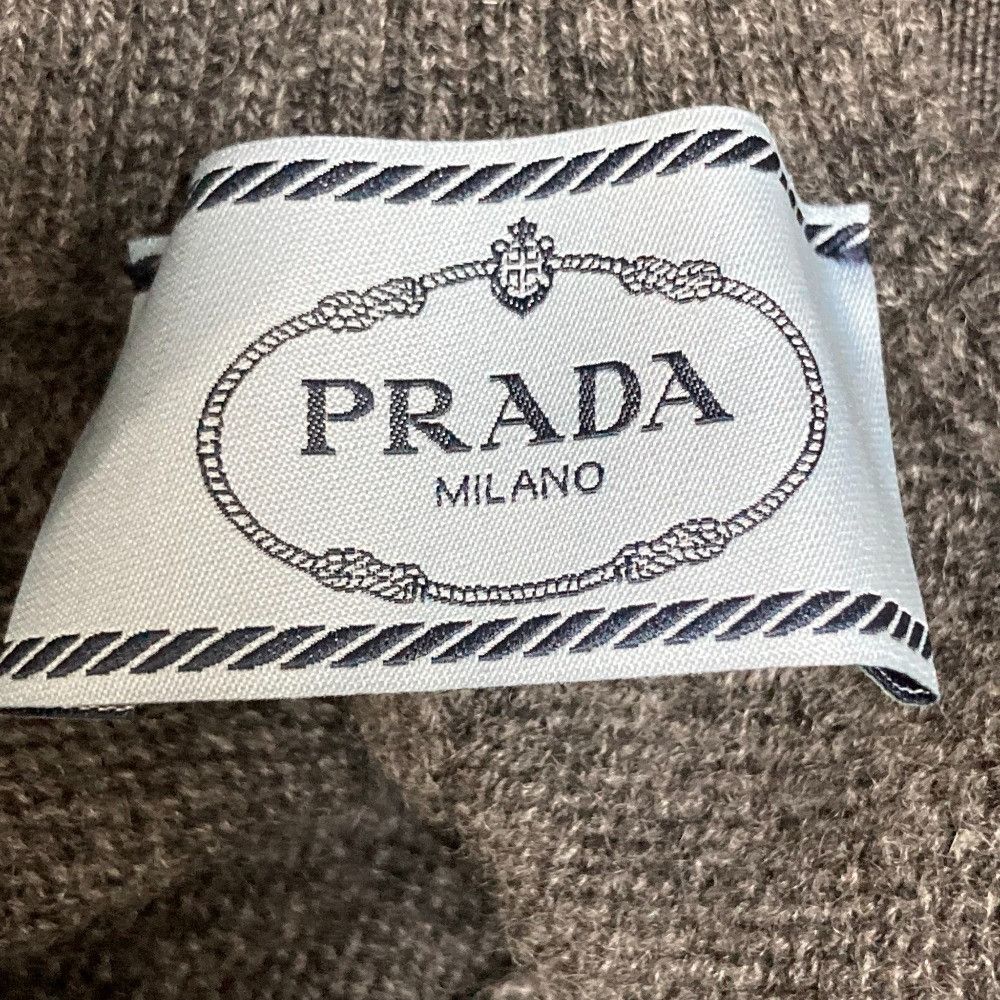 Prada Prada Prada Back Ribbon Cashmere Knit Sweater Others Tops DUTY FREE for USA Size ONE SIZE - 4 Thumbnail