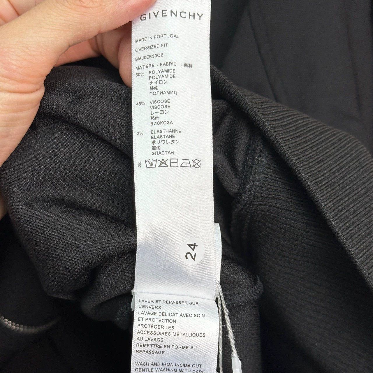 Givenchy Givenchy Chito Side Printed Jacket XXL Size US XXL / EU 58 / 5 - 4 Thumbnail