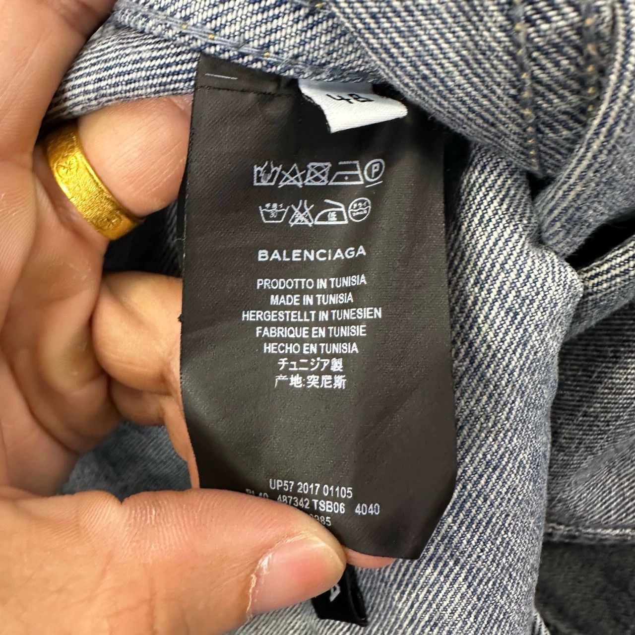 Balenciaga balenciaga embroidered blue denim jacket for men Size US L / EU 52-54 / 3 - 4 Thumbnail