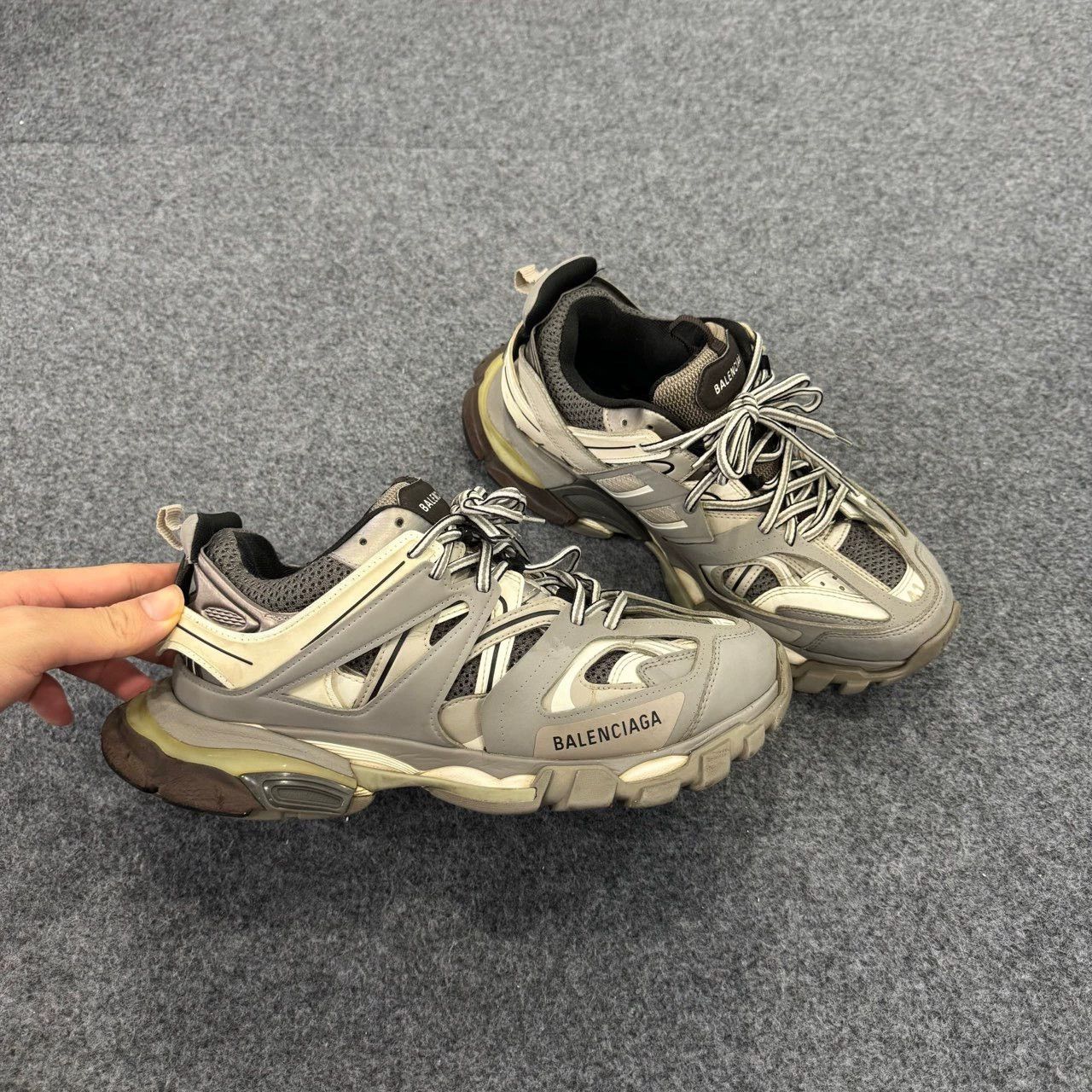 Balenciaga balenciaga gray track sneakers size 41 Size US 9 / EU 42 - 3 Thumbnail
