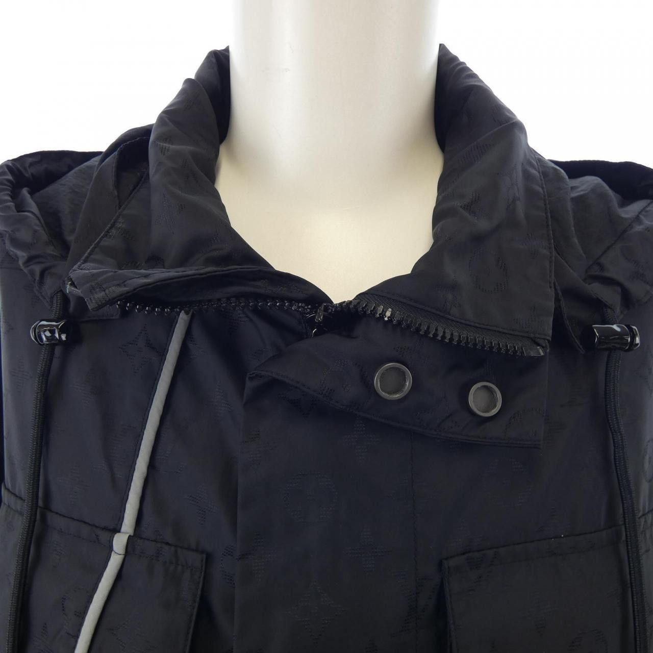 Louis Vuitton Louis Vuitton Louis Vuitton NBA Blouson Jacket Others Outerwear HKB02EZNV NBA DUTY FREE for USA Size ONE SIZE - 6 Thumbnail