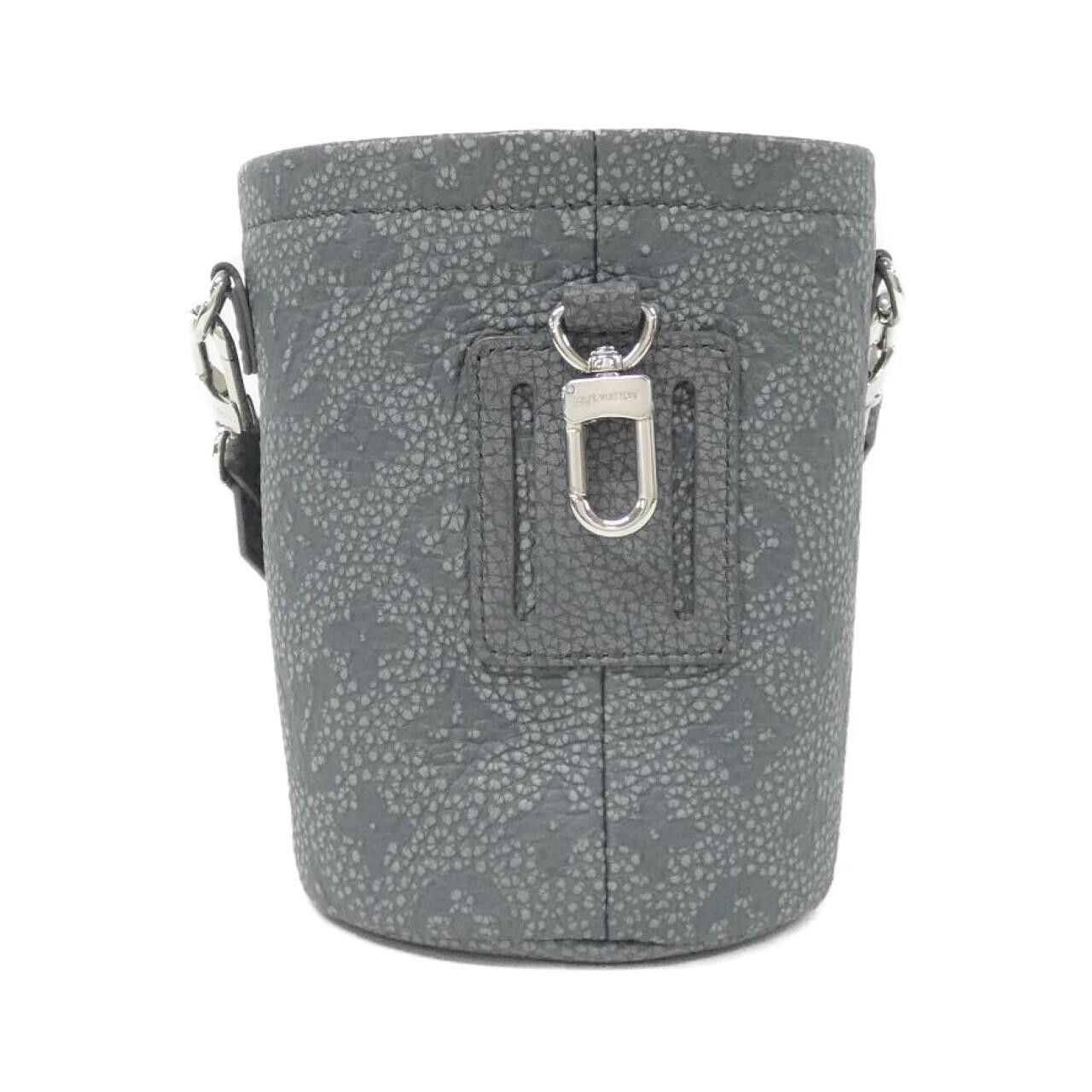 Louis Vuitton Louis Vuitton Louis Vuitton Chalk Pouch Calf Accessory Pouch Leather Vanity Bag M81572 DUTY FREE for USA Size ONE SIZE - 2 Thumbnail