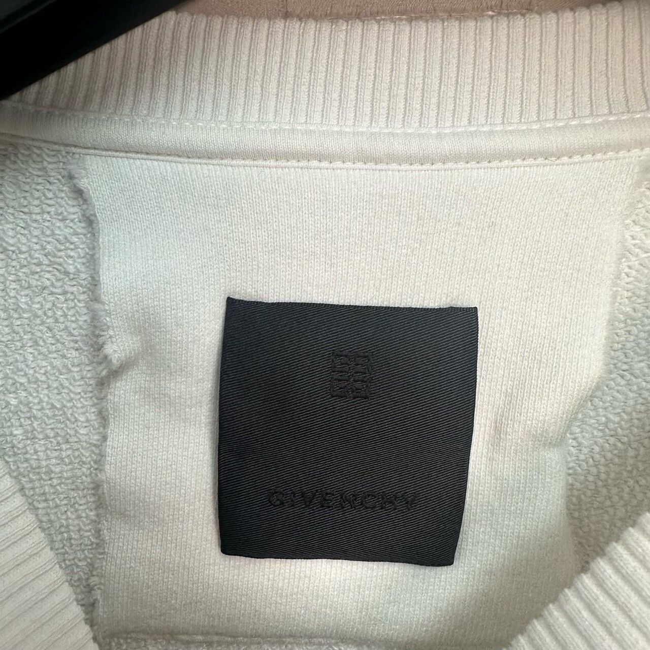 Givenchy givenchy josh smith collaboration sweatshirt large Size US L / EU 52-54 / 3 - 3 Thumbnail
