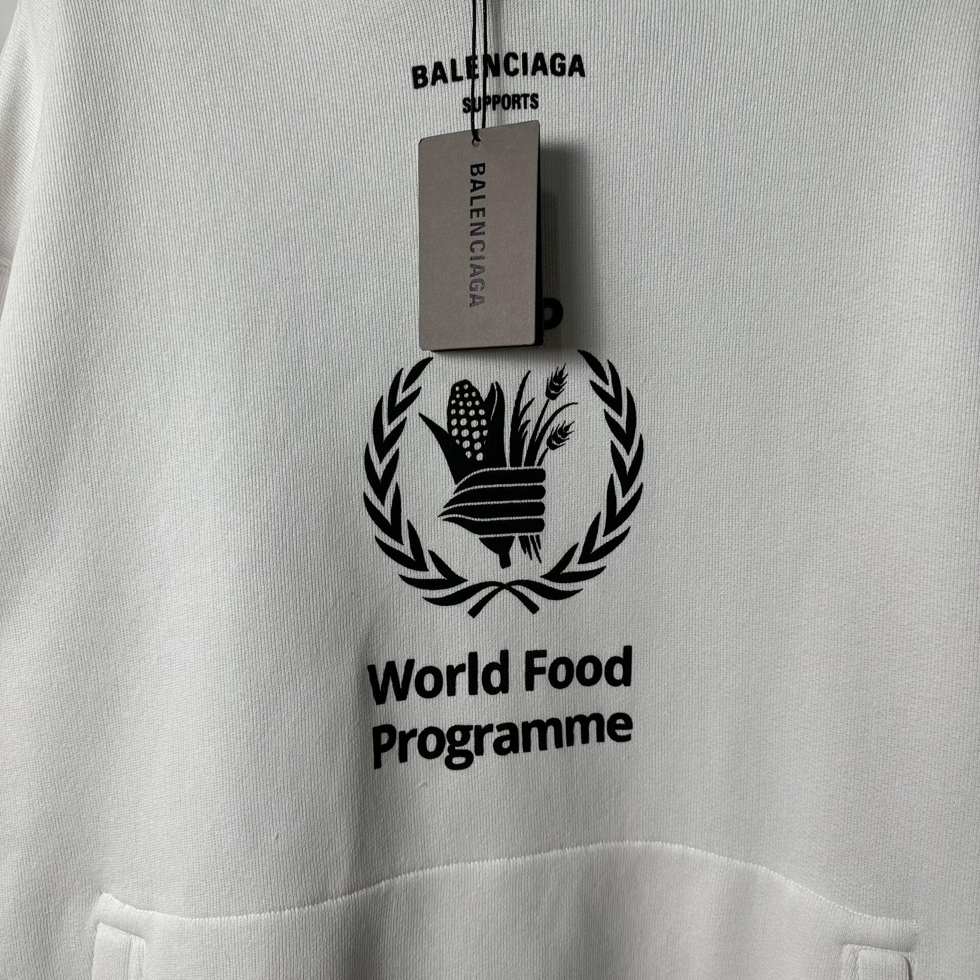 Balenciaga balenciaga world food program hoodie Size US XS / EU 42 / 0 - 2 Thumbnail