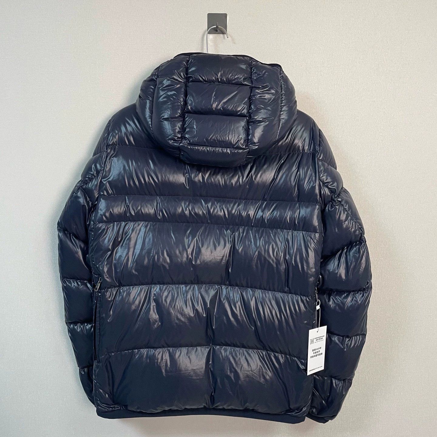 Moncler moncler glossy down jacket size 6 Size US M / EU 48-50 / 2 - 2 Thumbnail