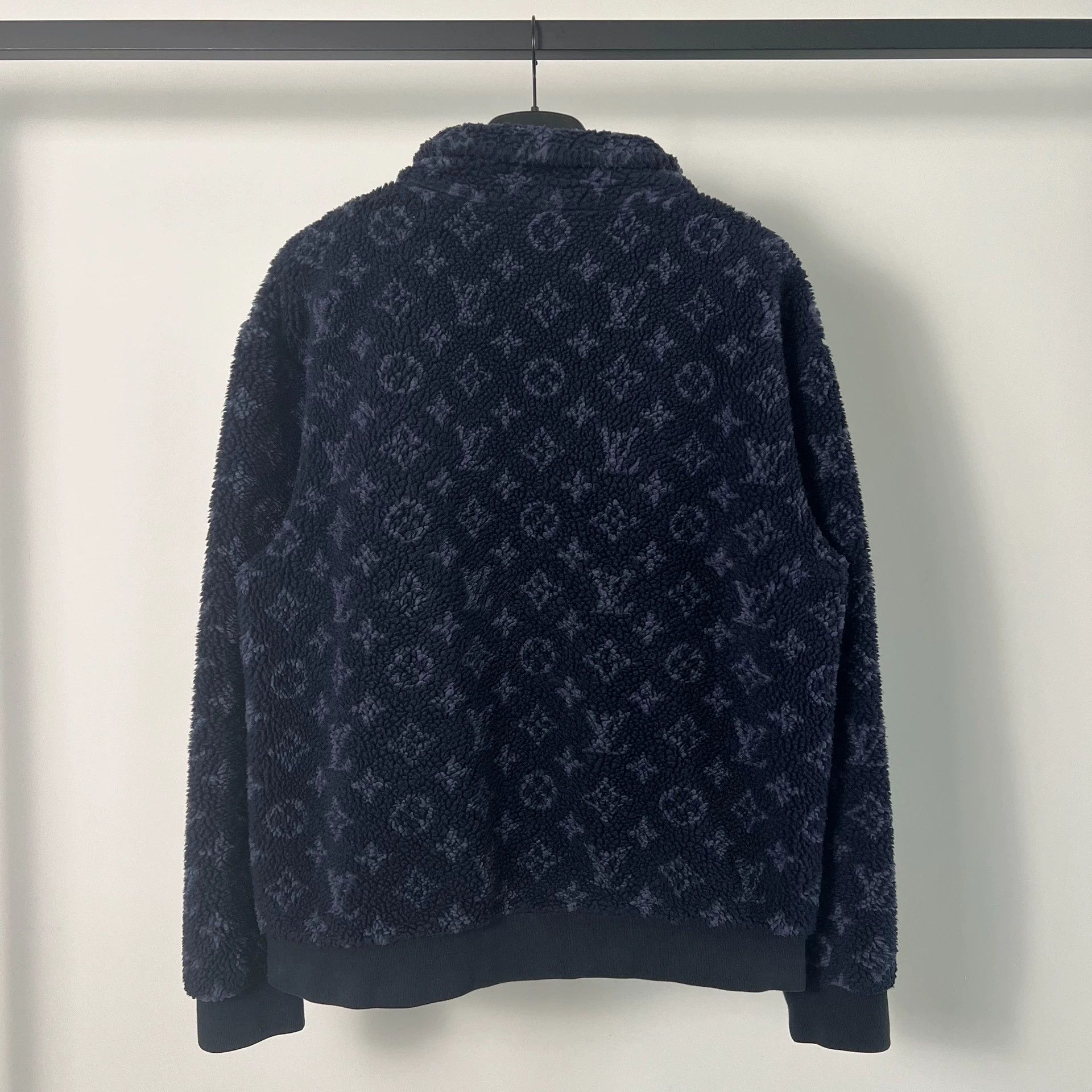 Louis Vuitton louis vuitton deep blue teddy jacket M size Size US M / EU 48-50 / 2 - 2 Thumbnail