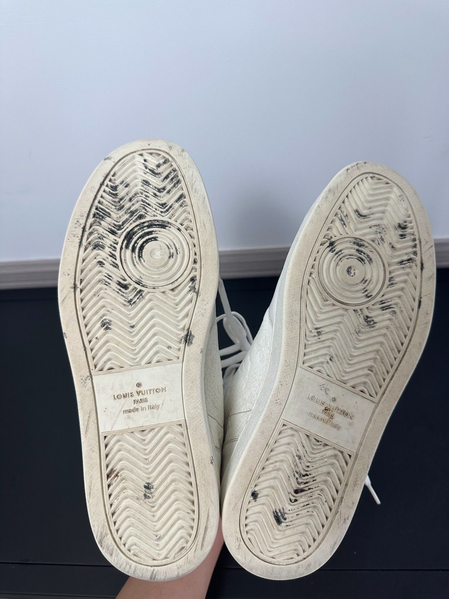 Louis Vuitton Louis Vuitton White High-Top Athletic Sneakers Size US 9.5 / EU 42-43 - 4 Thumbnail