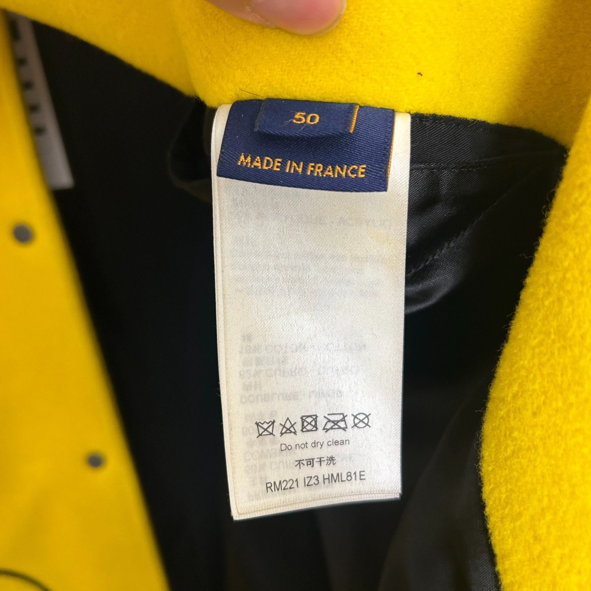 Louis Vuitton louis vuitton yellow embroidered baseball jacket Size US L / EU 52-54 / 3 - 3 Thumbnail