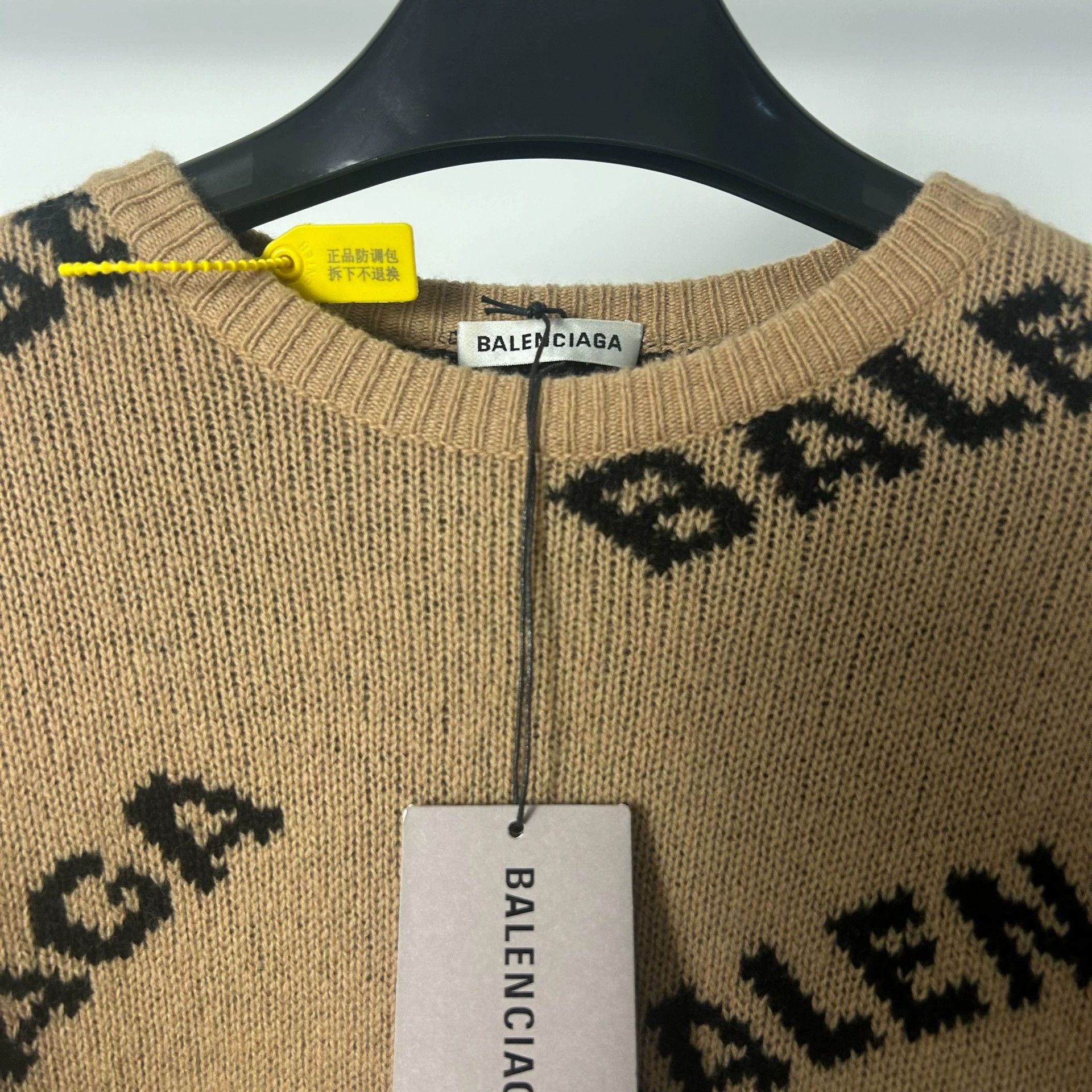 Balenciaga balenciaga khaki logo knit sweater size s Size US S / EU 44-46 / 1 - 2 Thumbnail