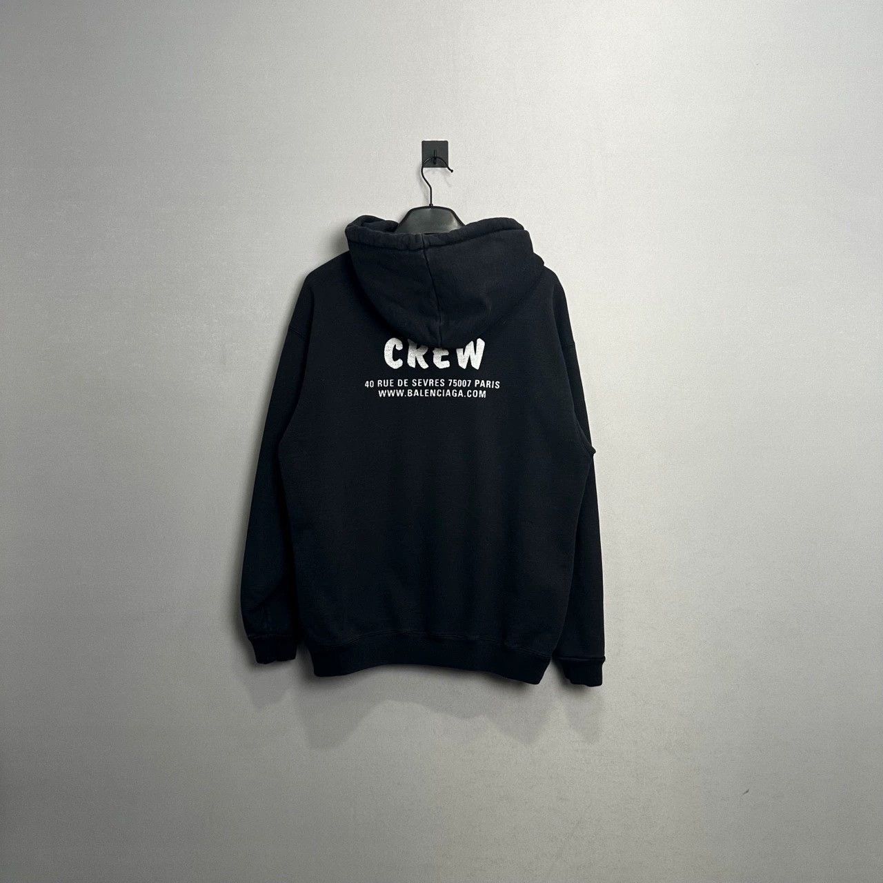 Balenciaga balenciaga black crew sweatshirt size medium Size US M / EU 48-50 / 2 - 2 Thumbnail