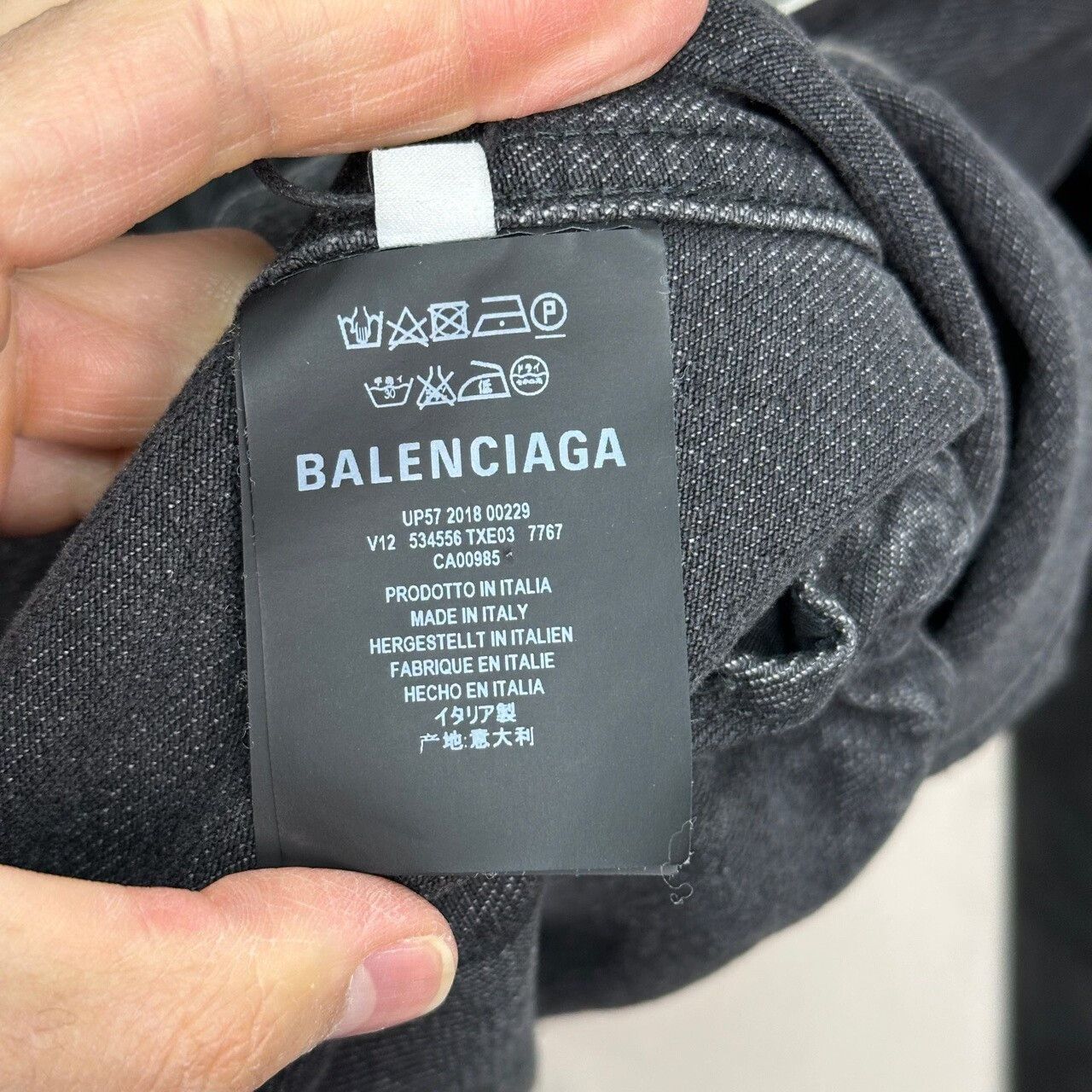Balenciaga Balenciaga Graffiti Printed Denim Jacket Size US L / EU 52-54 / 3 - 4 Thumbnail