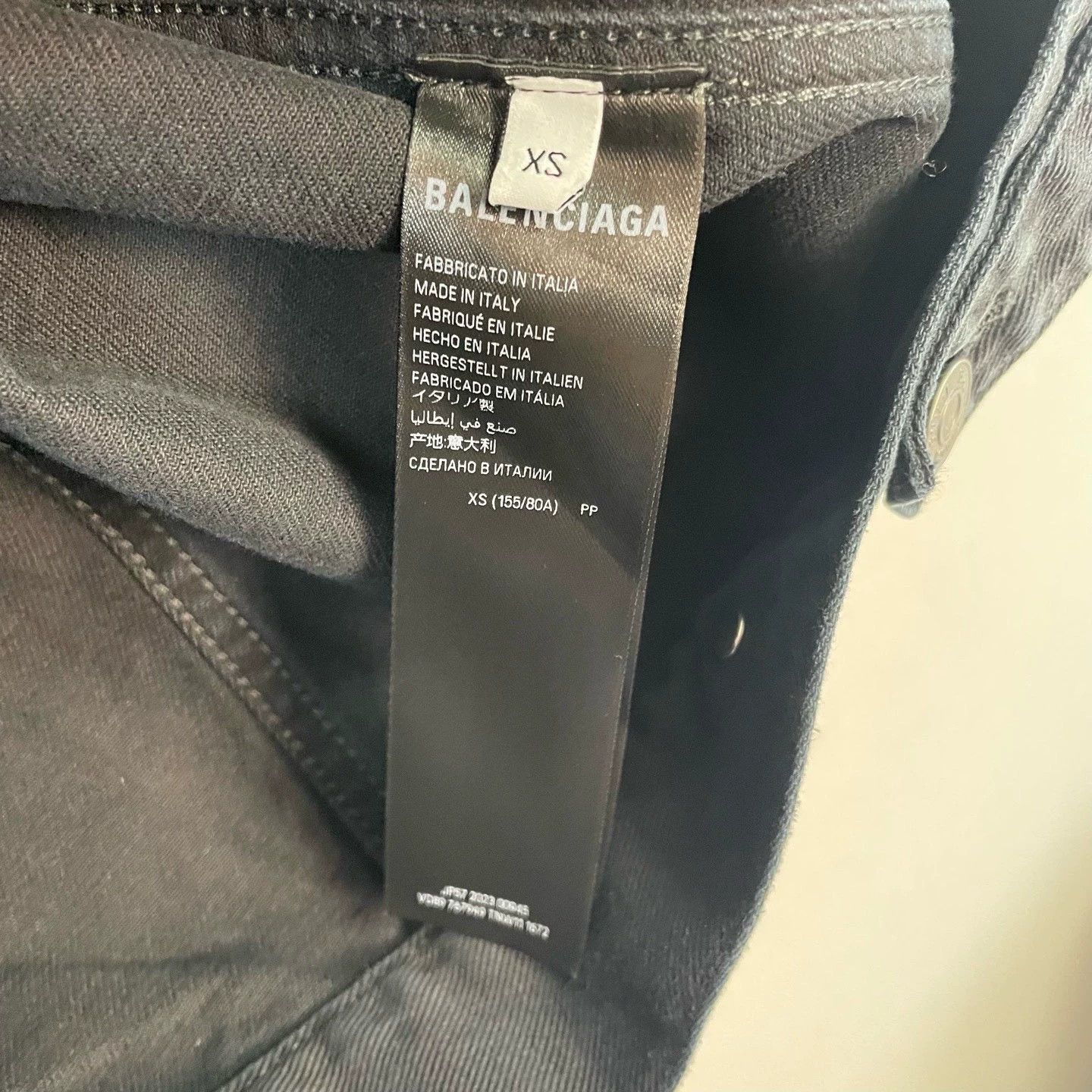Balenciaga balenciaga embroidered denim jacket in black Size US XS / EU 42 / 0 - 3 Thumbnail