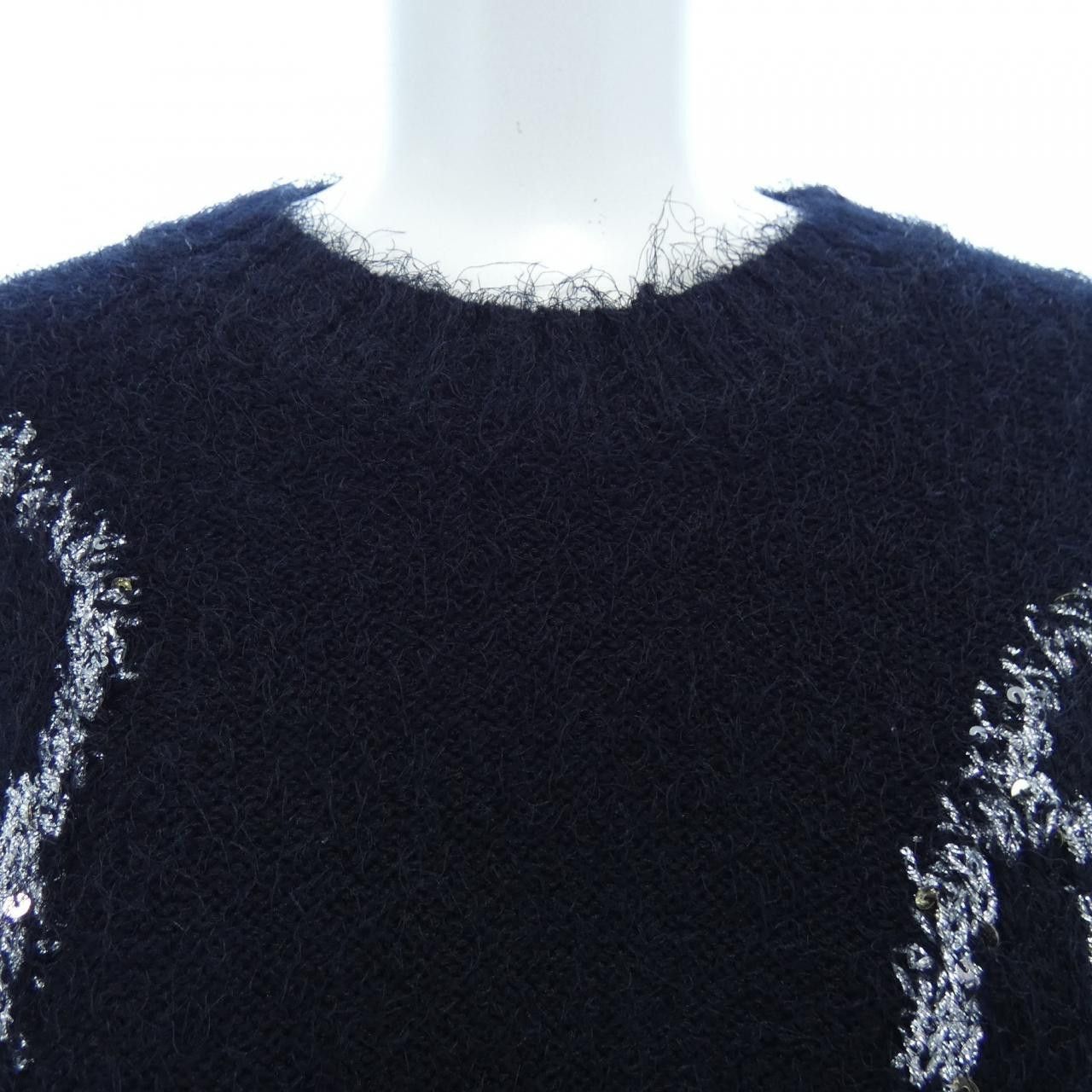 Chanel Chanel Chanel P76079K10943 Cashmere Knit Others Tops P76079K10943 DUTY FREE for USA Size ONE SIZE - 6 Thumbnail