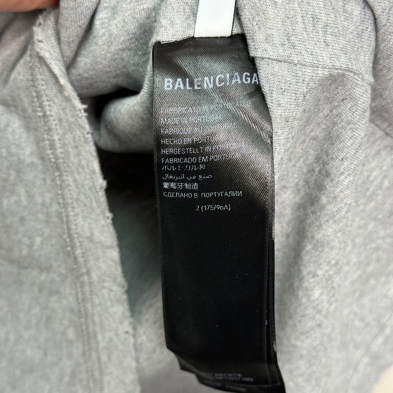 Balenciaga balenciaga destroyed short sleeve t-shirt Size US L / EU 52-54 / 3 - 4 Thumbnail