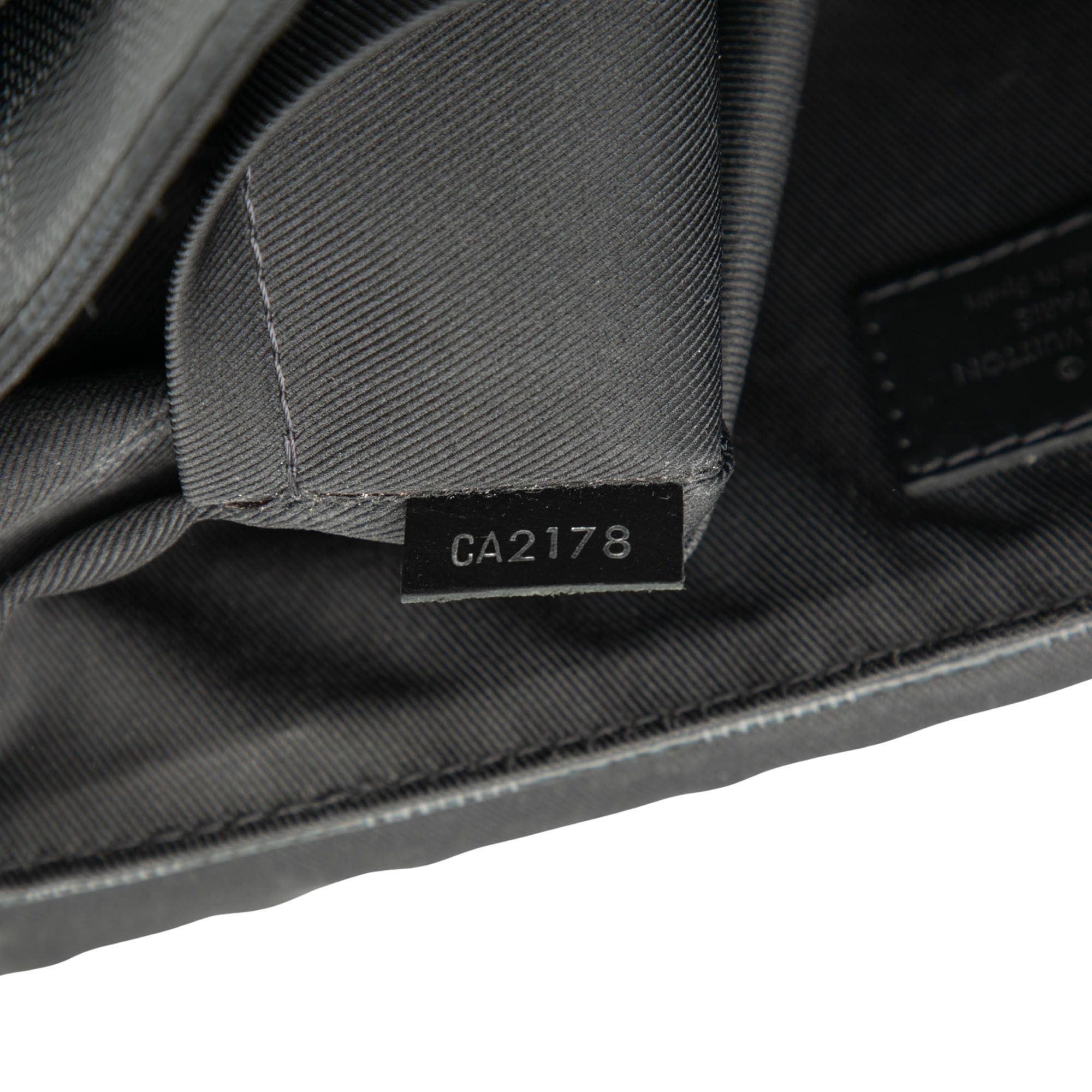 Louis Vuitton Louis Vuitton Damier Graphite District PM Size ONE SIZE - 6 Thumbnail