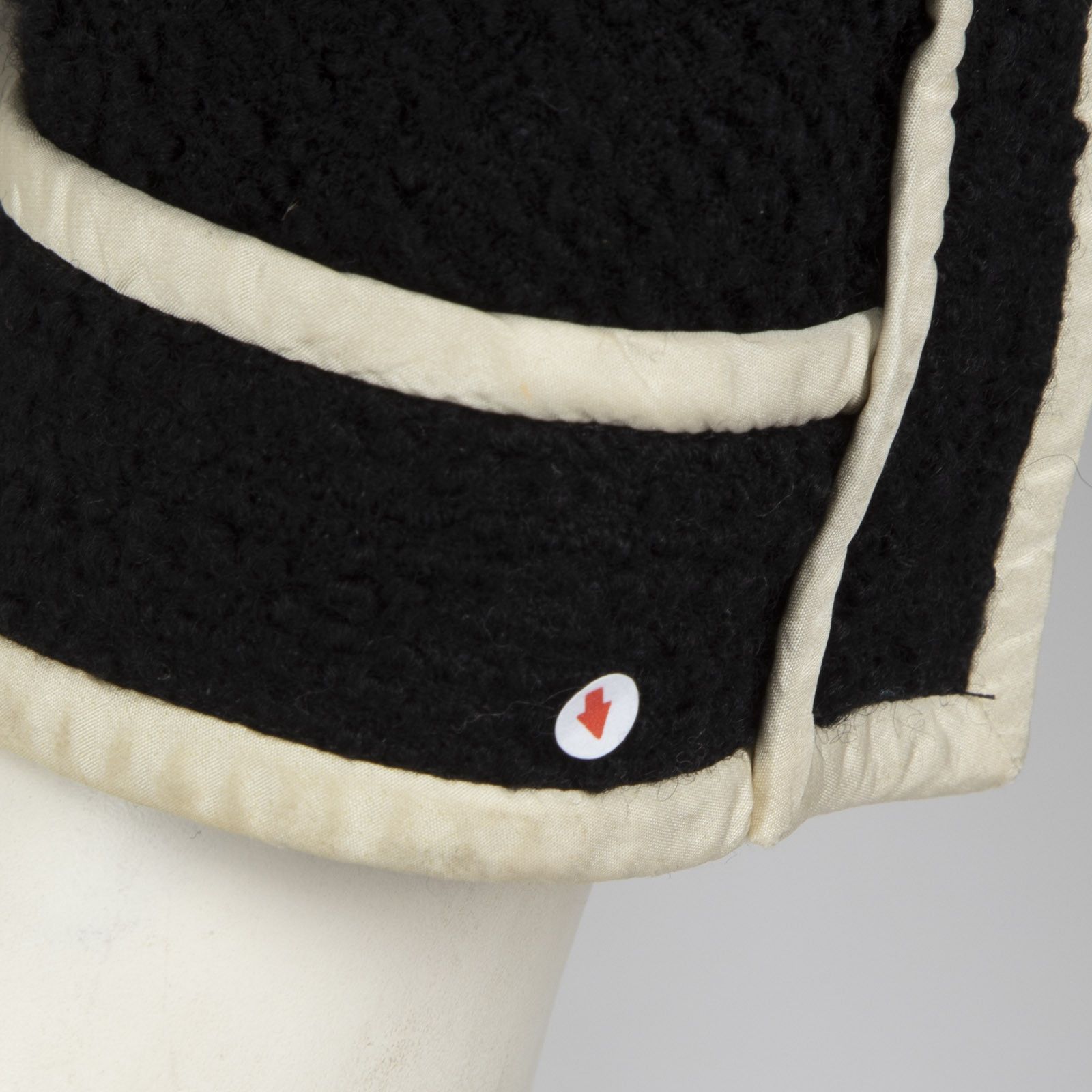 Moschino Black Wool Bow Embellished Detail Jacket Size L / US 10 / IT 46 - 4 Thumbnail