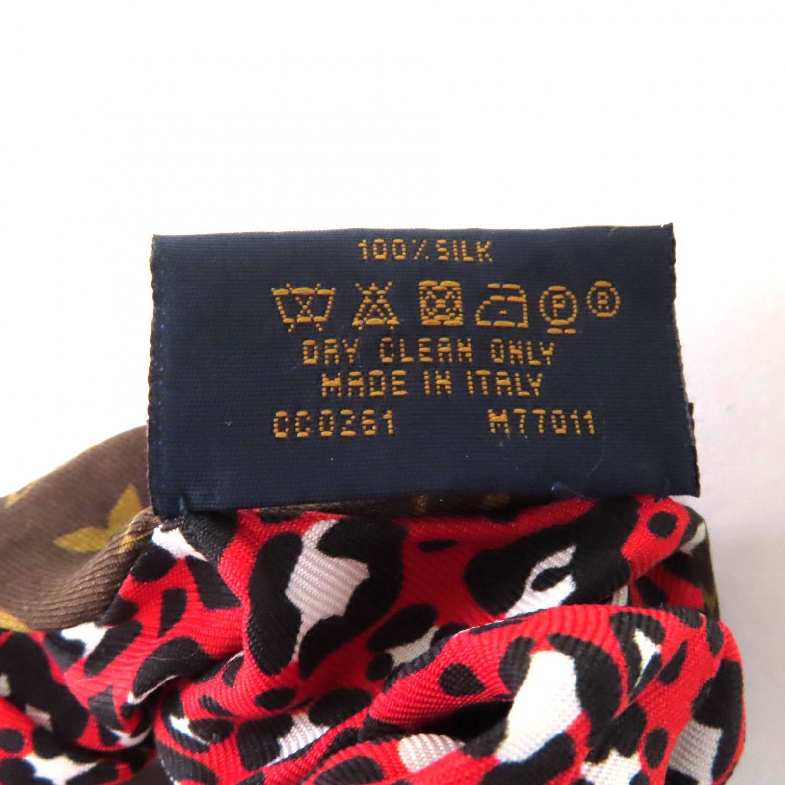 Louis Vuitton Louis Vuitton Louis Vuitton Multi silk Hair Accessory Cotton Other M77011 DUTY FREE for USA Size ONE SIZE - 7 Thumbnail