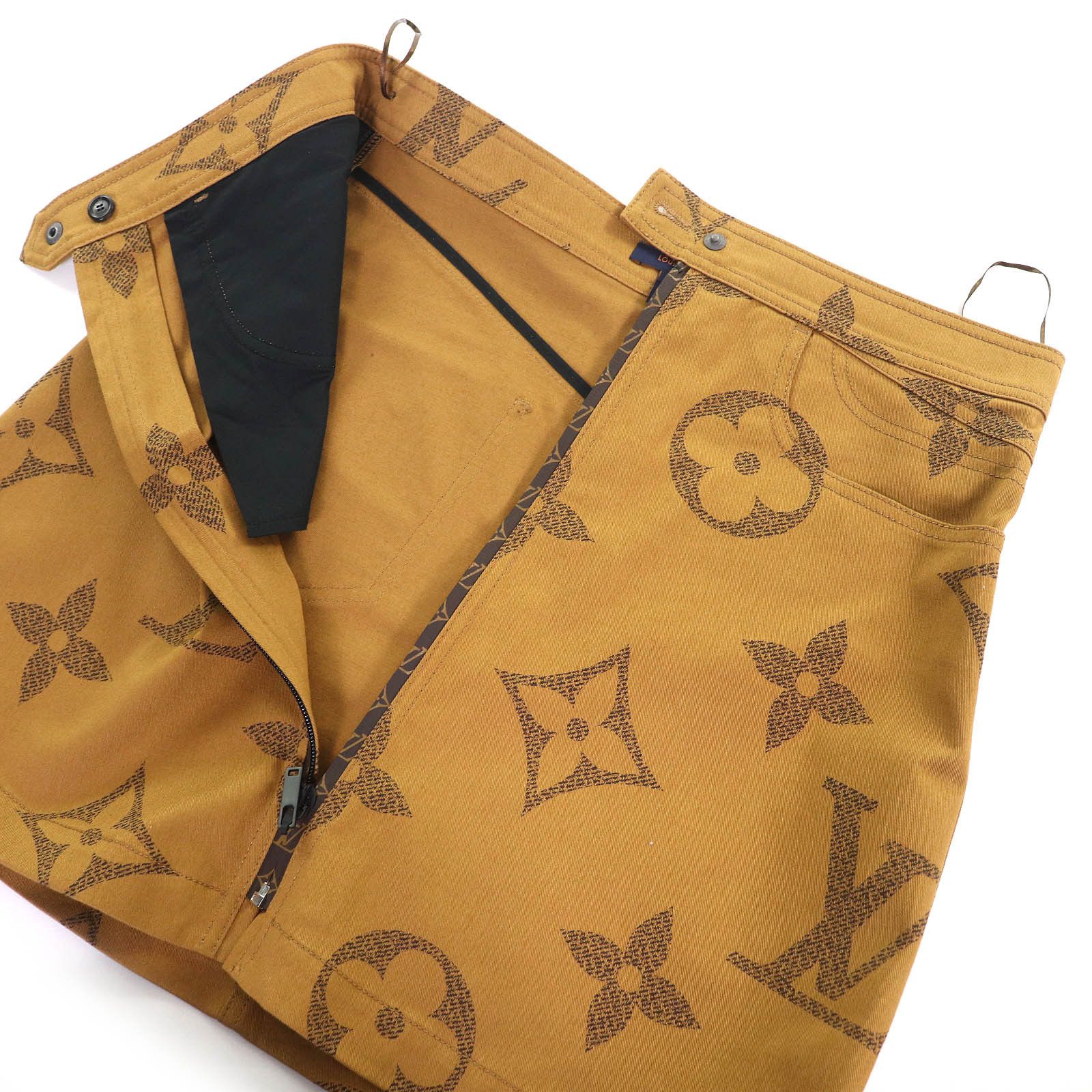 Louis Vuitton Louis Vuitton Louis Vuitton Giant Monogram Skirt Canvas Skirts DUTY FREE for USA Size ONE SIZE - 4 Thumbnail