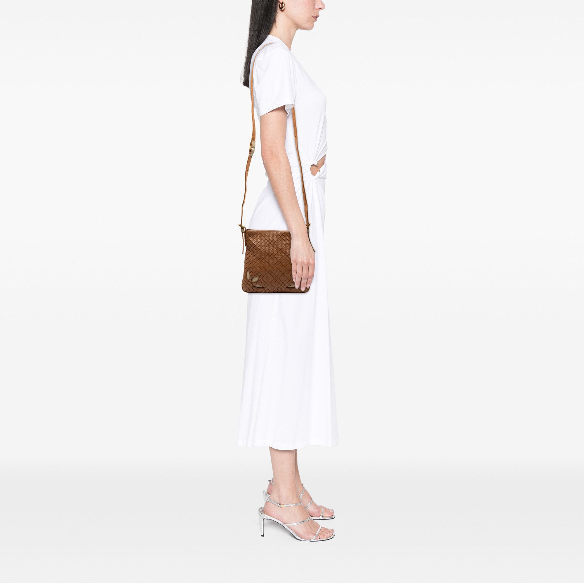 Bottega Veneta Bottega Veneta Nappa Intrecciato Cutwork Crossbody Size ONE SIZE - 9 Thumbnail