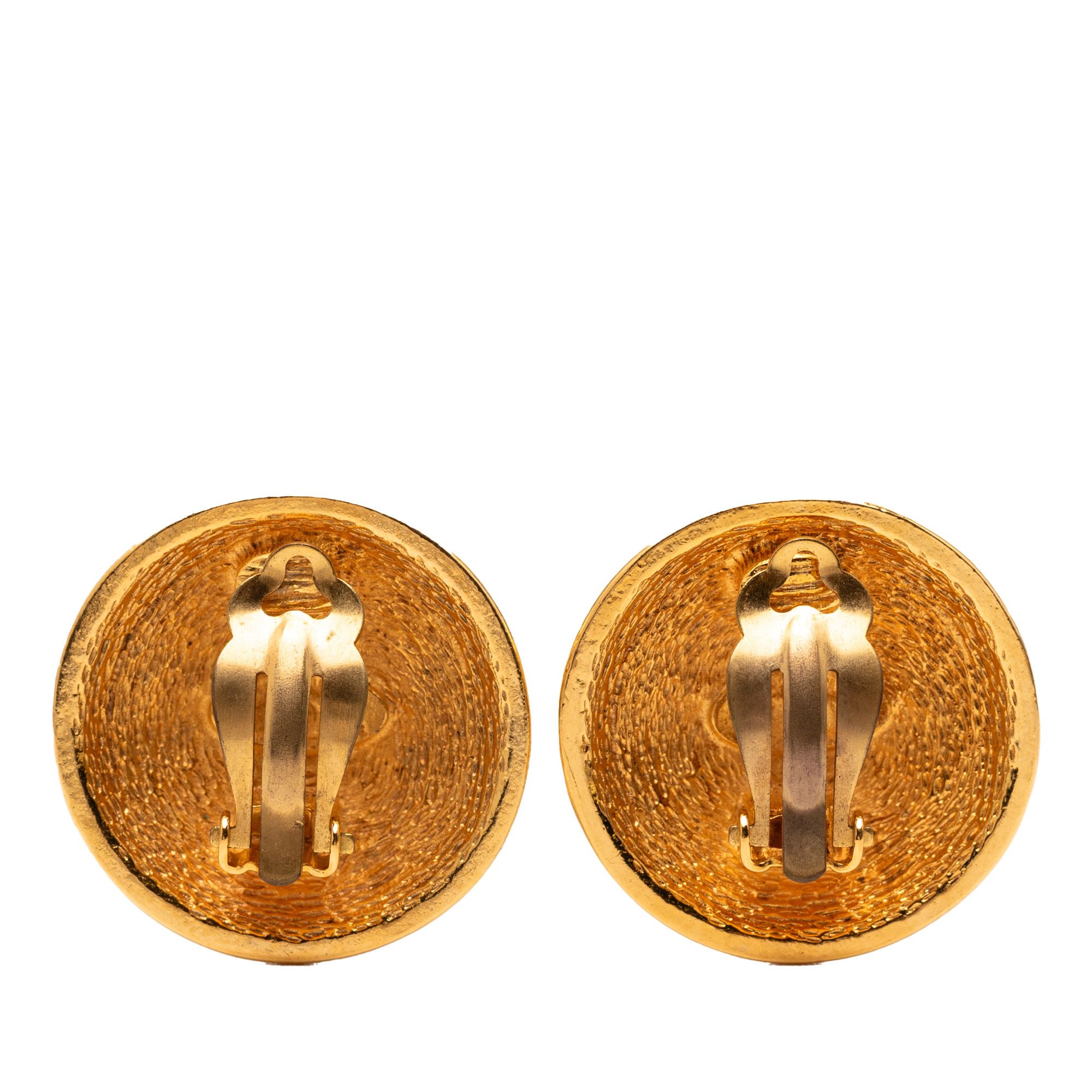 Chanel Chanel Gold Plated CC Quilted Round Clip On Earrings Size ONE SIZE - 2 Thumbnail