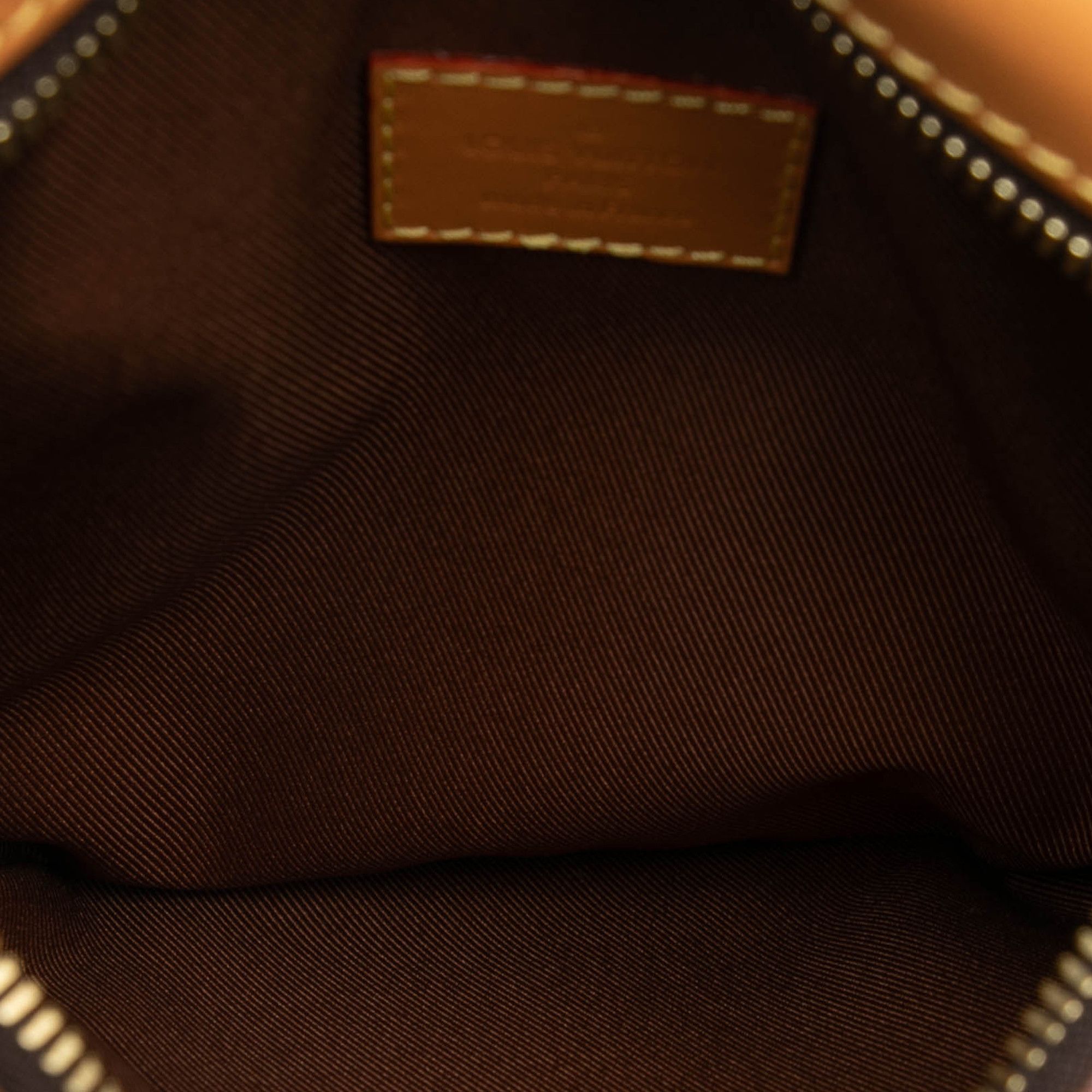 Louis Vuitton Louis Vuitton Monogram Saumur Messenger PM Size ONE SIZE - 4 Thumbnail